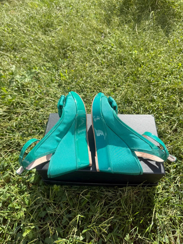 Sandali con zeppa alta Salvatore Ferragamo verde acqua nuovo
