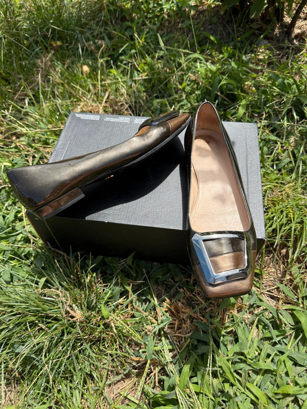 Ballerine Prada bicolore con gioiello