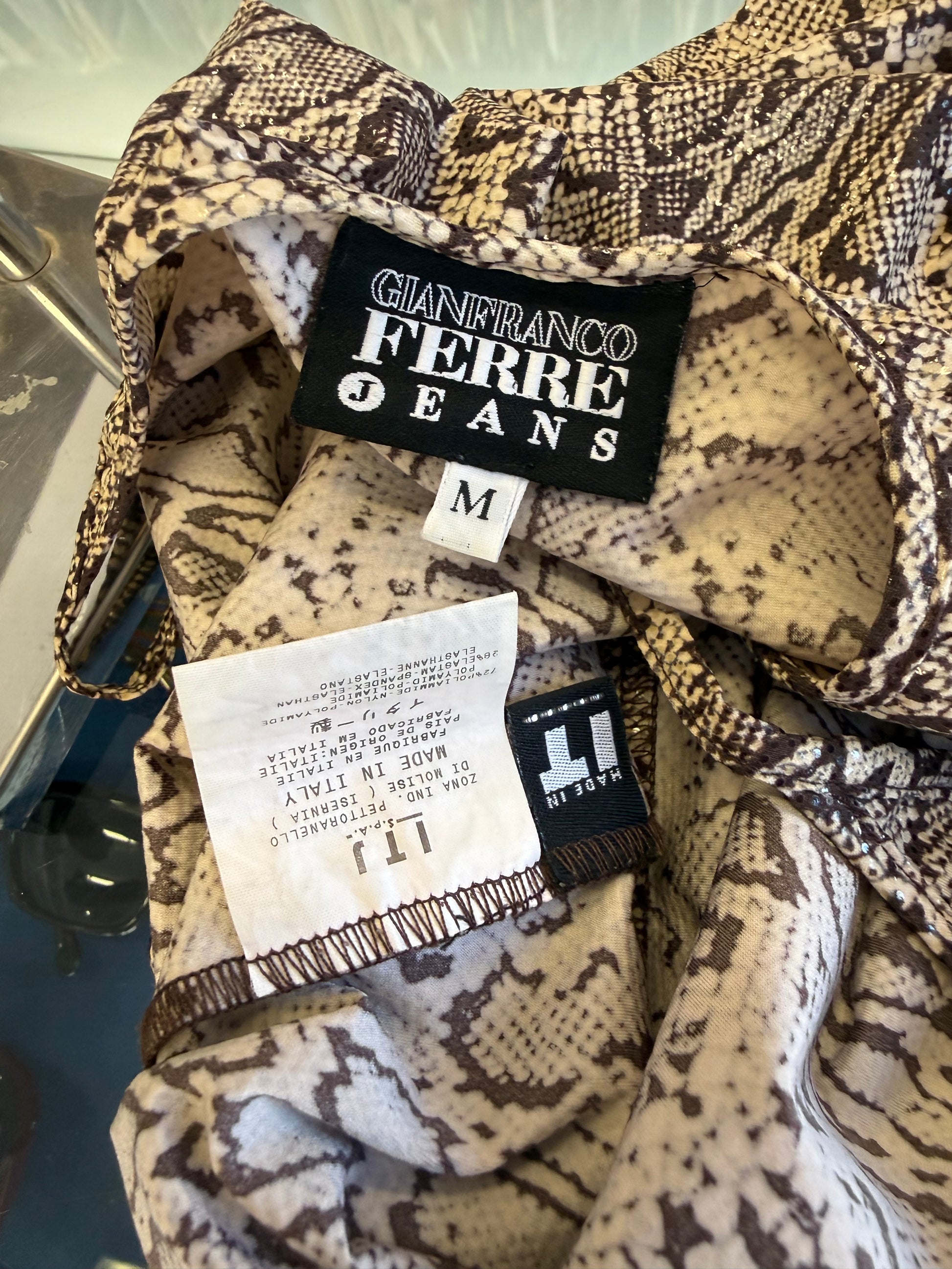 Top Gianfranco Ferrè animalier pitone 90s