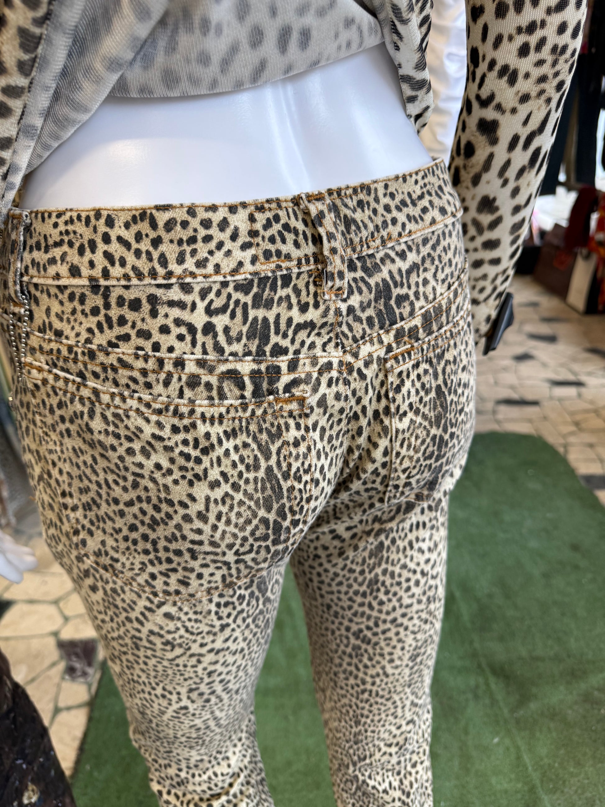 Completo Roberto Cavalli leopardo FW1997