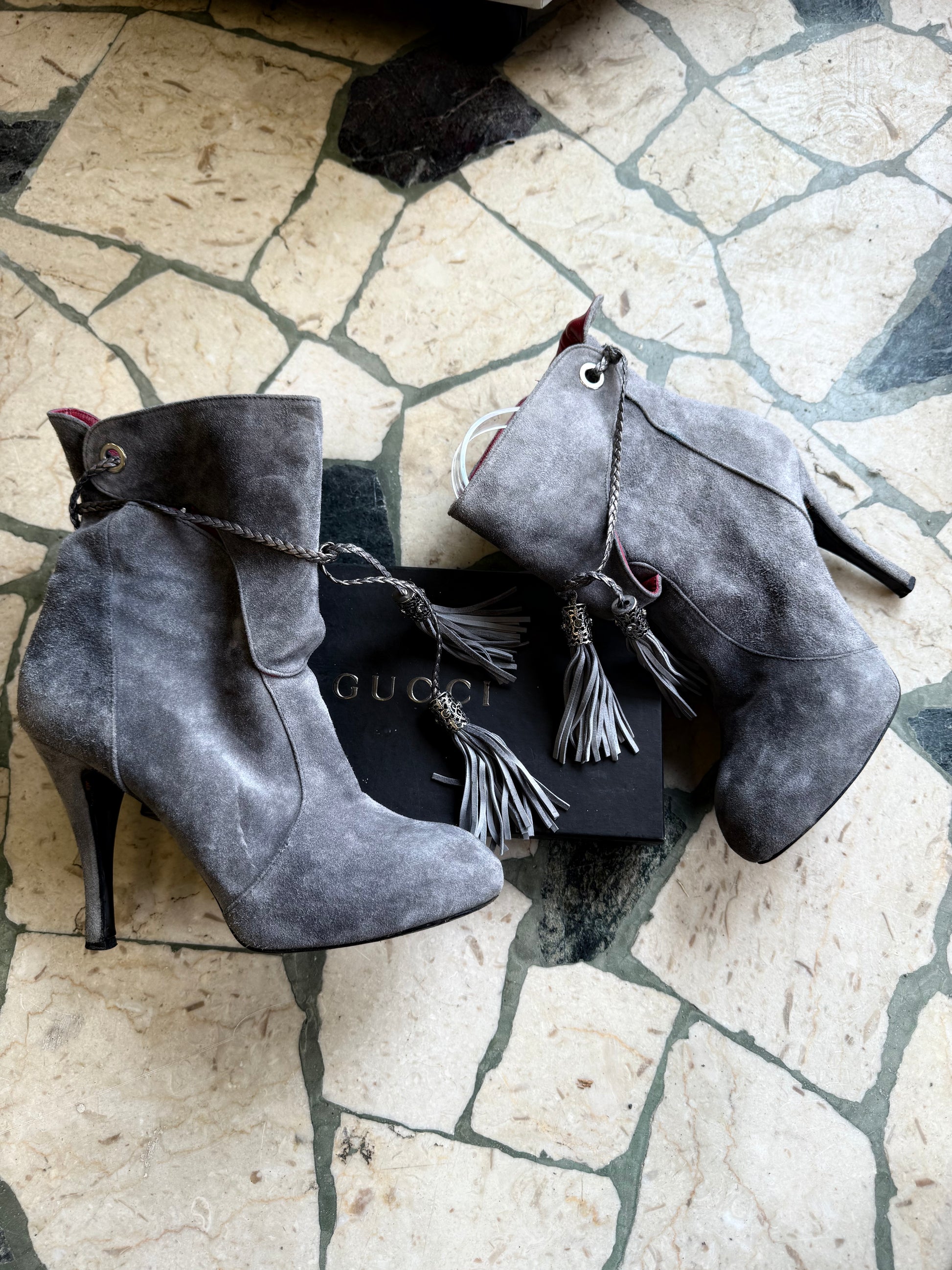 Stivaletti con tacco Le Silla con nappine