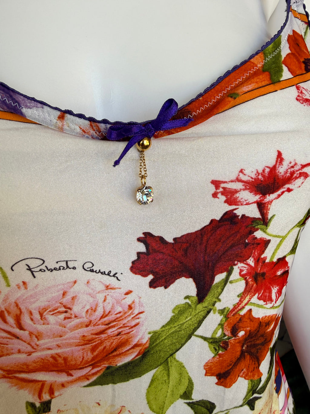 Top Roberto Cavalli SS2005 fiori e geometrie.