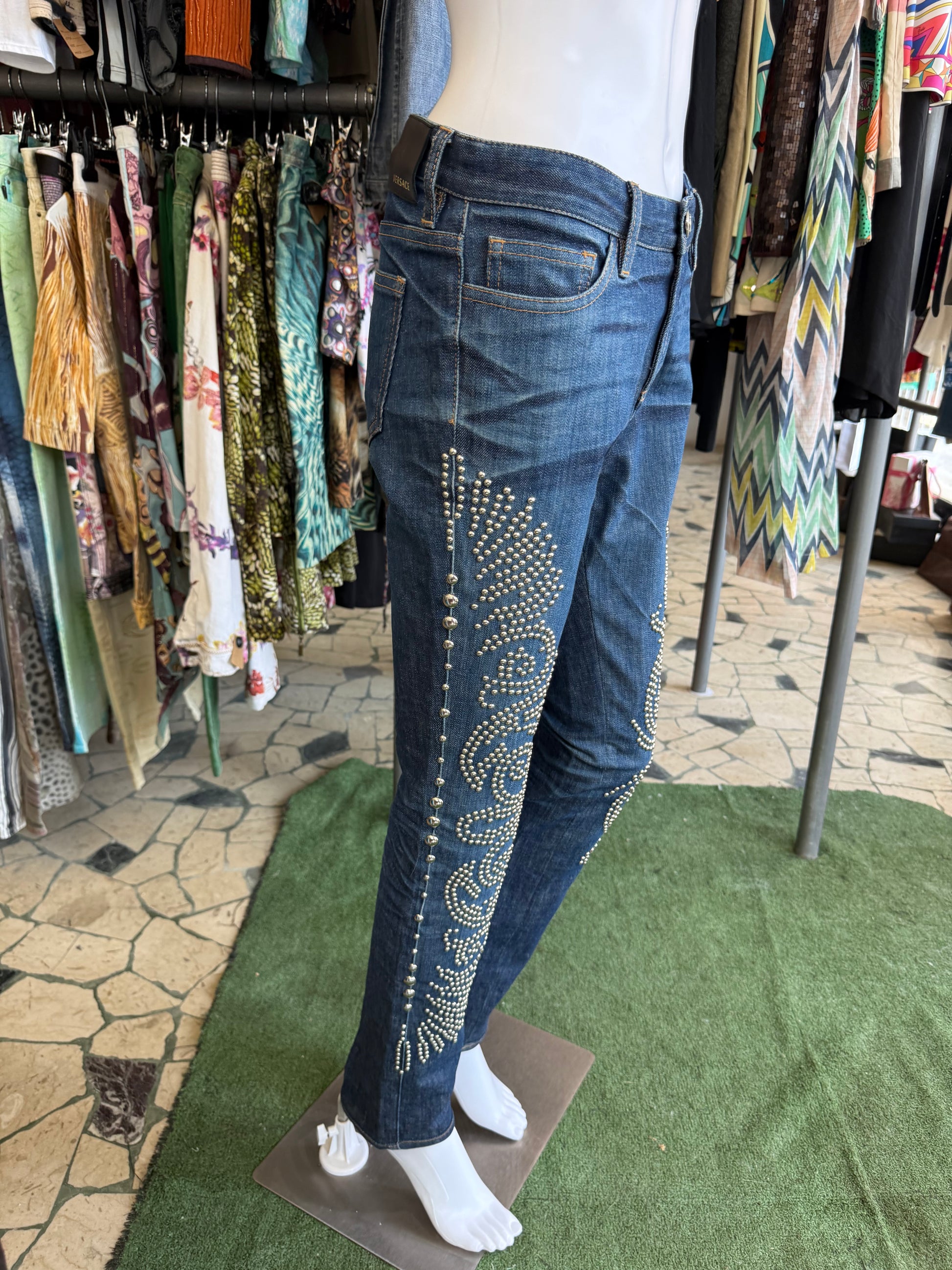 Jeans Versace borchie barocco SS2012
