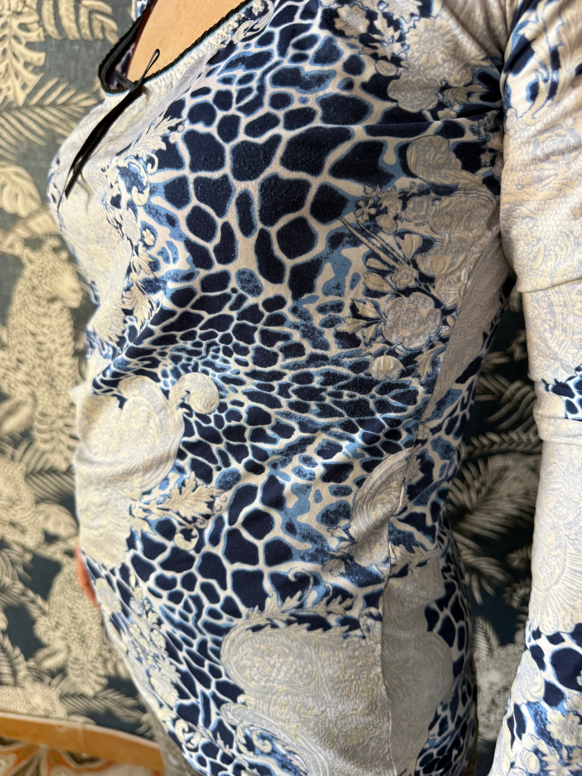 Top leopardo blu e barocco Roberto Cavalli Just