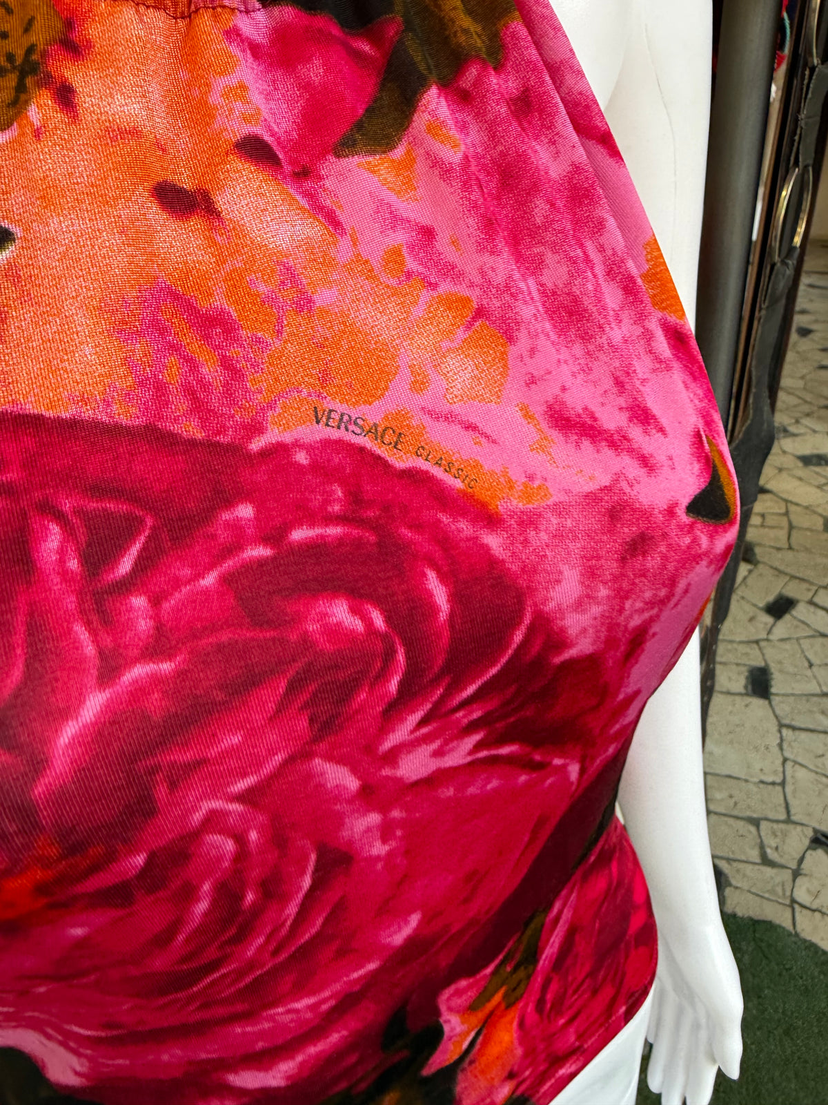 Top Versace fiori con collana 90s