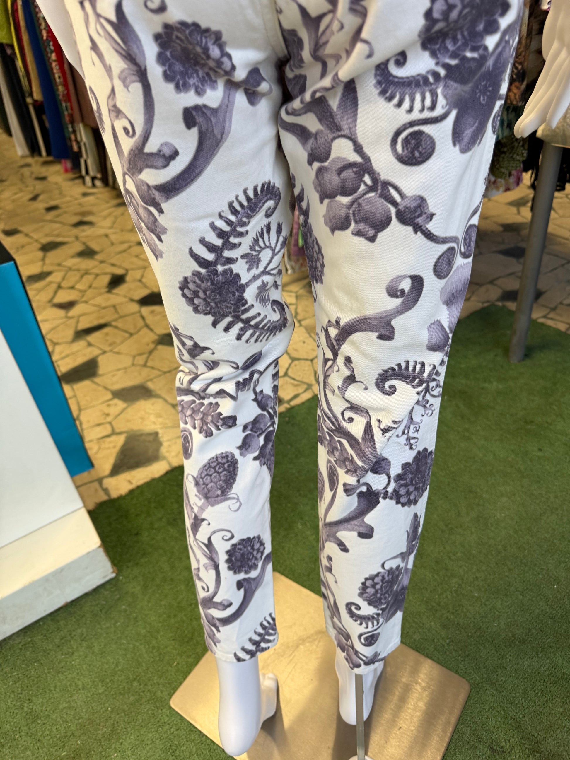 Jeans Moschino fiori e bambù 90s