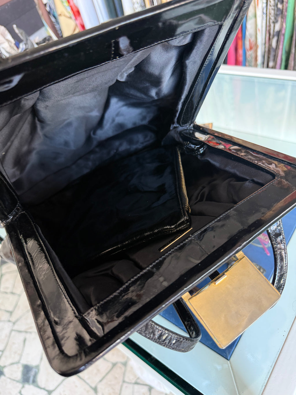 Borsa Bottega Veneta vernice nera anni 70