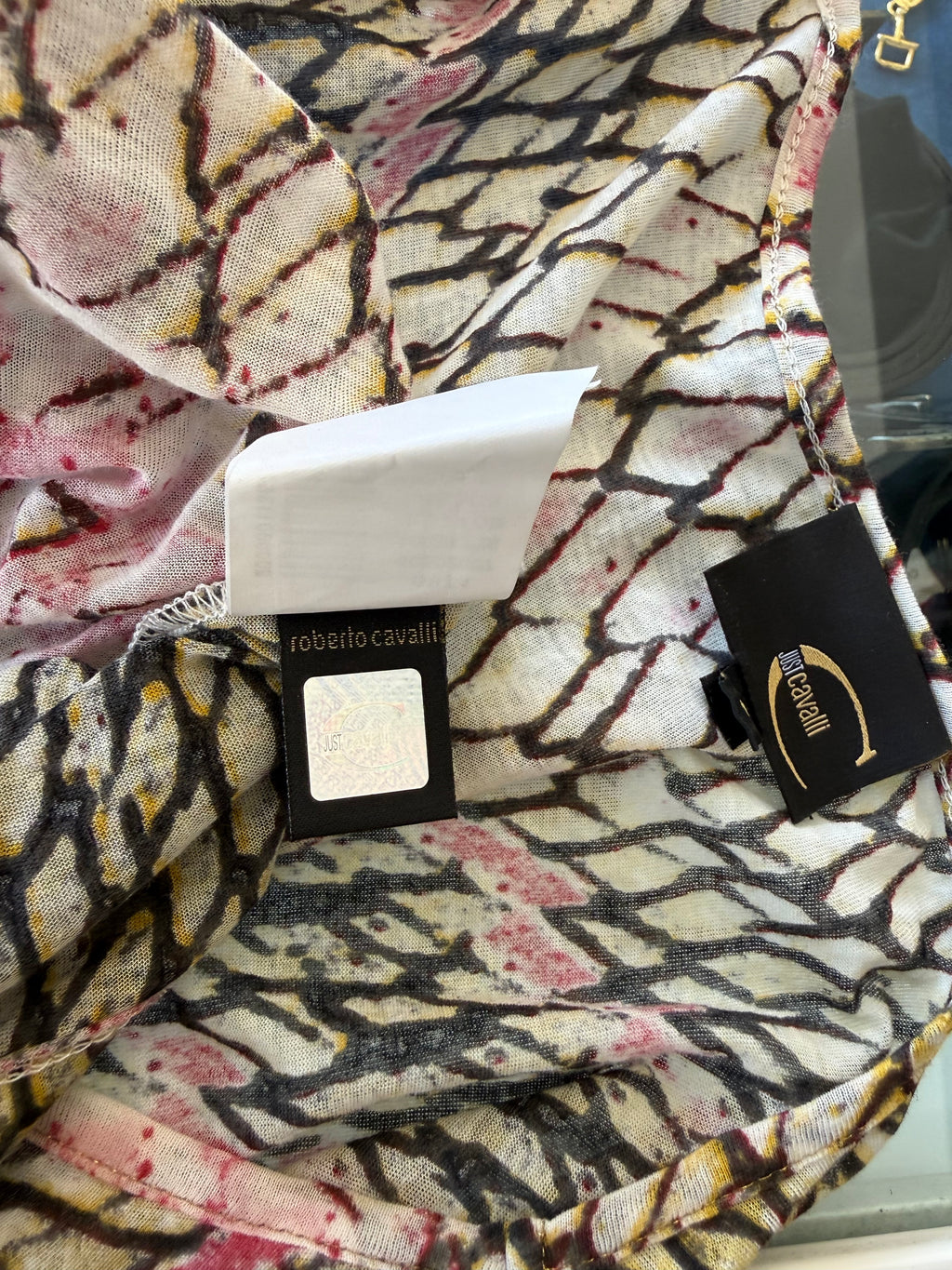 Top leggero Roberto Cavalli squame gialle e rosa 00s