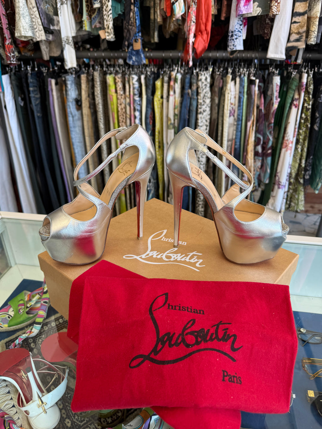 Sandali Christian Louboutin Exagona 16 nuovi