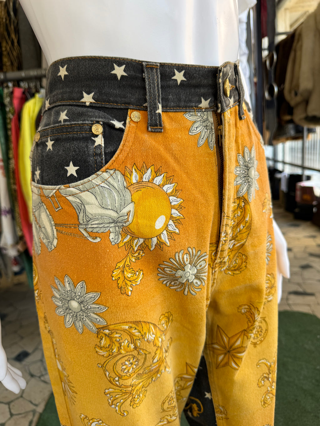 Jeans Roberto Cavalli barocco Pegaso 1990s