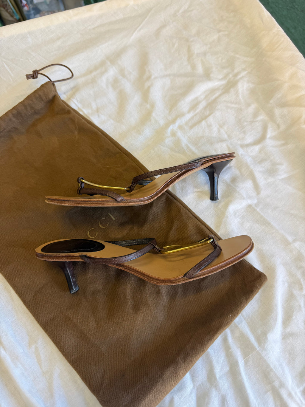 Sandalo Gucci FW1996 gioiello oro kitten