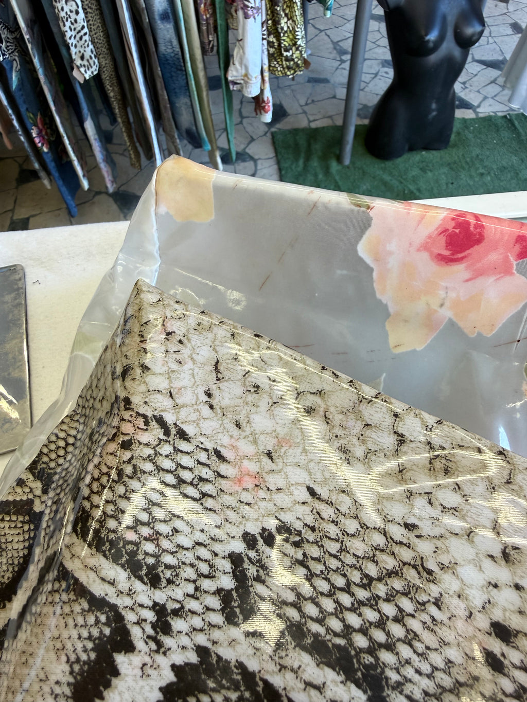 Borsa a spalla Roberto Cavalli SS1998 pitone e rose