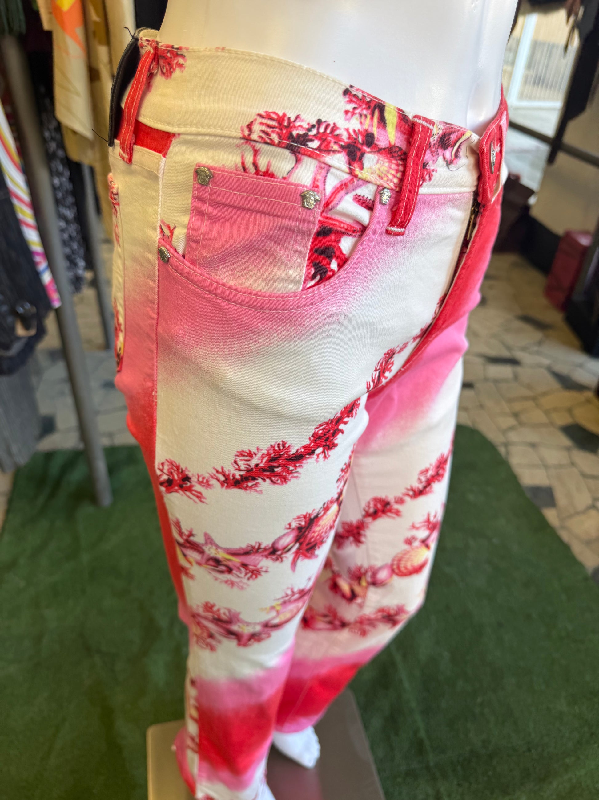 Jeans Versace coralli e conchiglie 2000”
