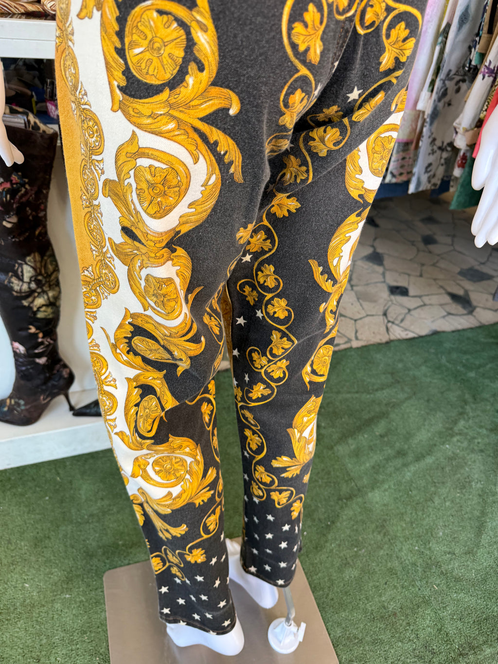 Jeans Roberto Cavalli barocco Pegaso 1990s