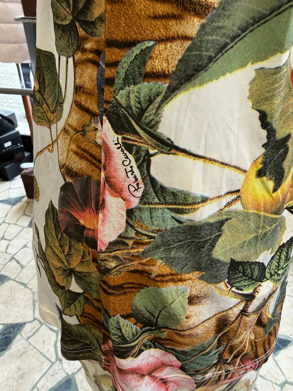 Completo Roberto Cavalli SS2005 tigre e fiori