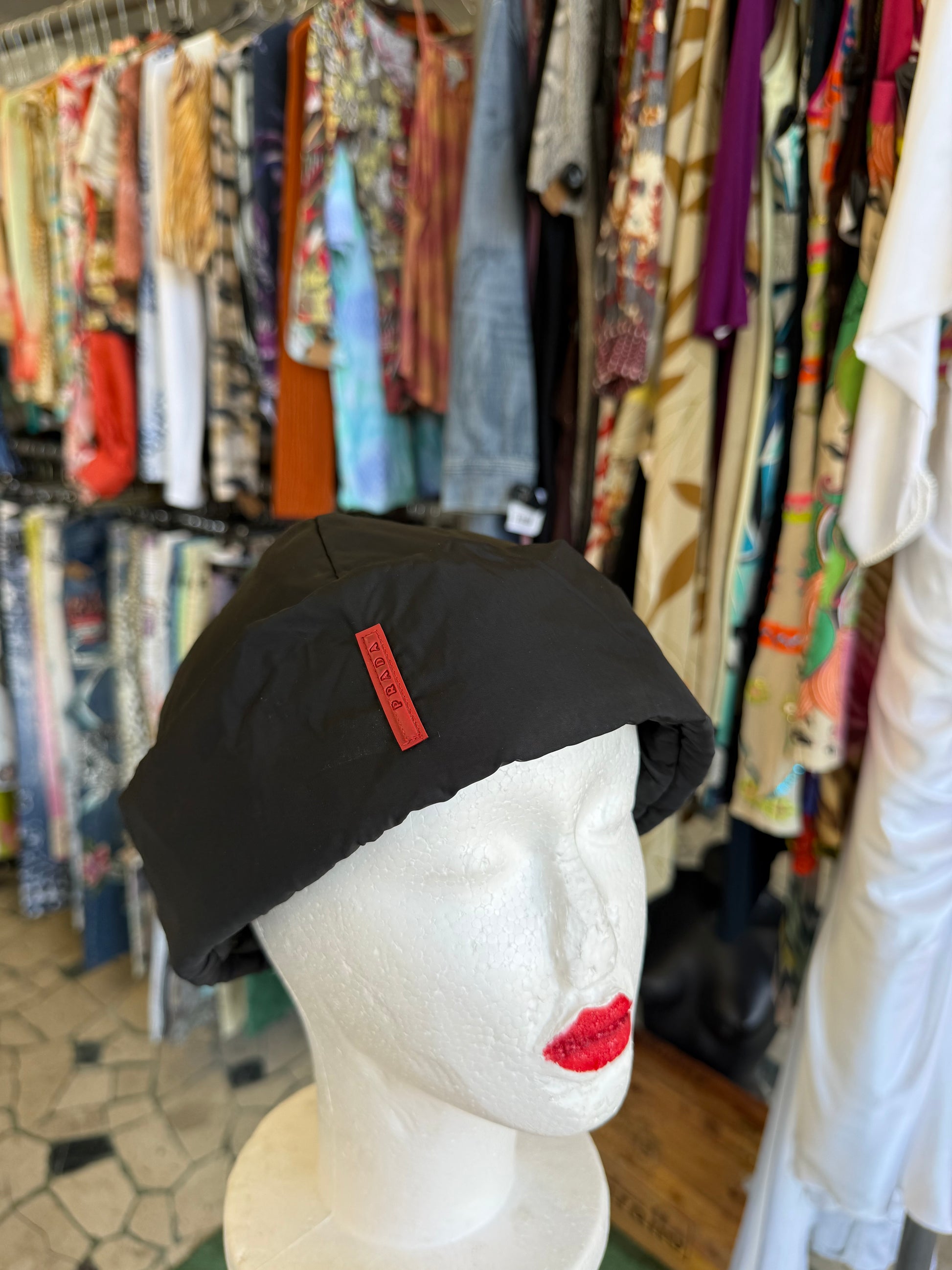 Cappello cuffia Prada FW1999 Luna rossa