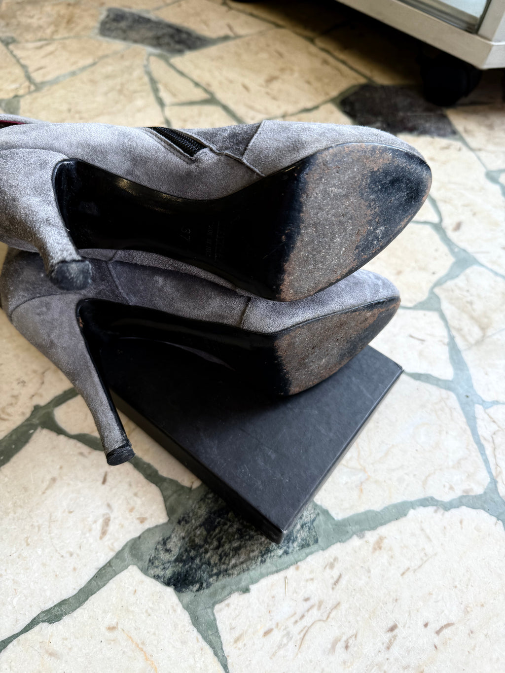 Stivaletti con tacco Le Silla con nappine