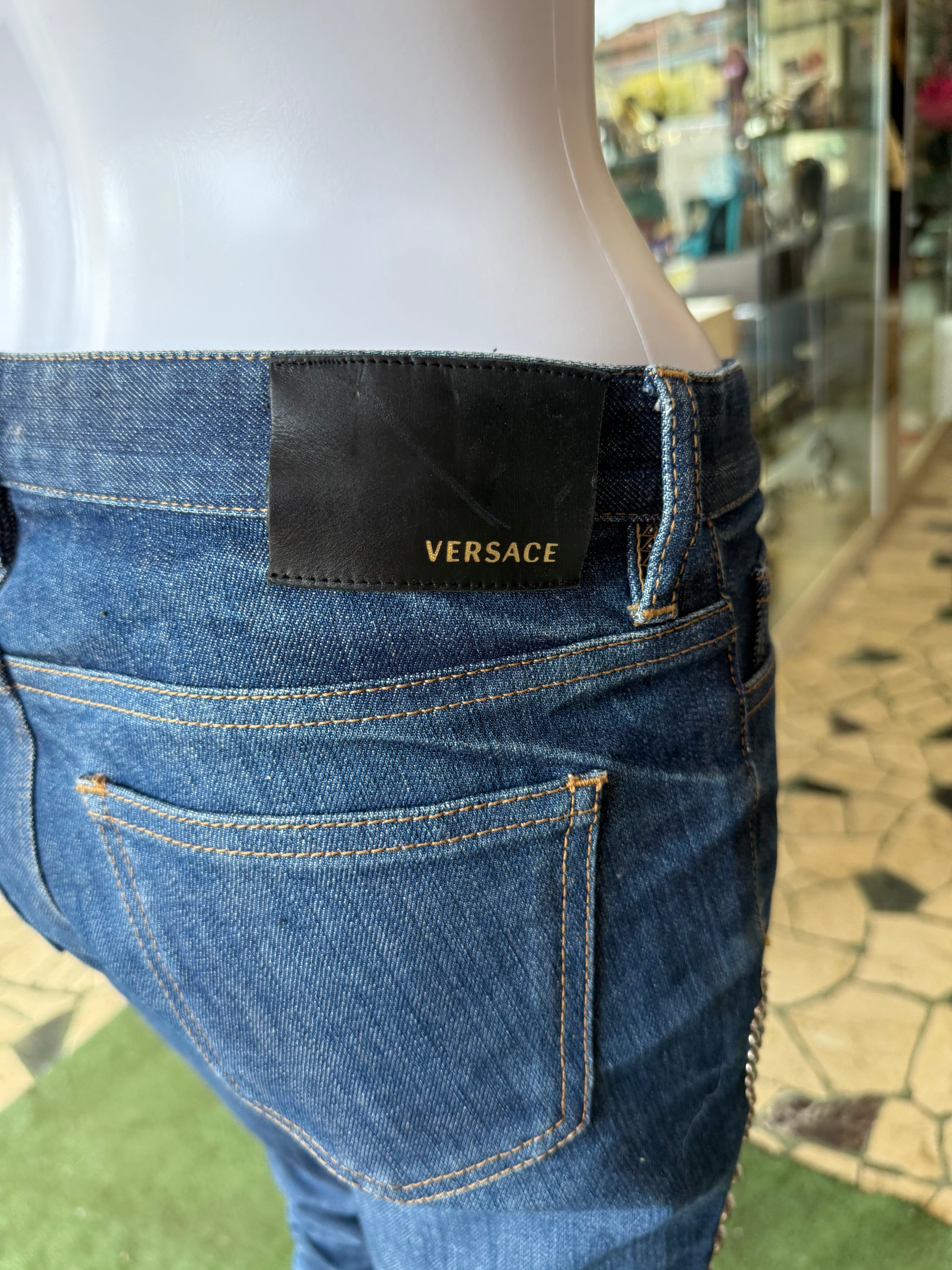 Jeans Versace borchie barocco SS2012