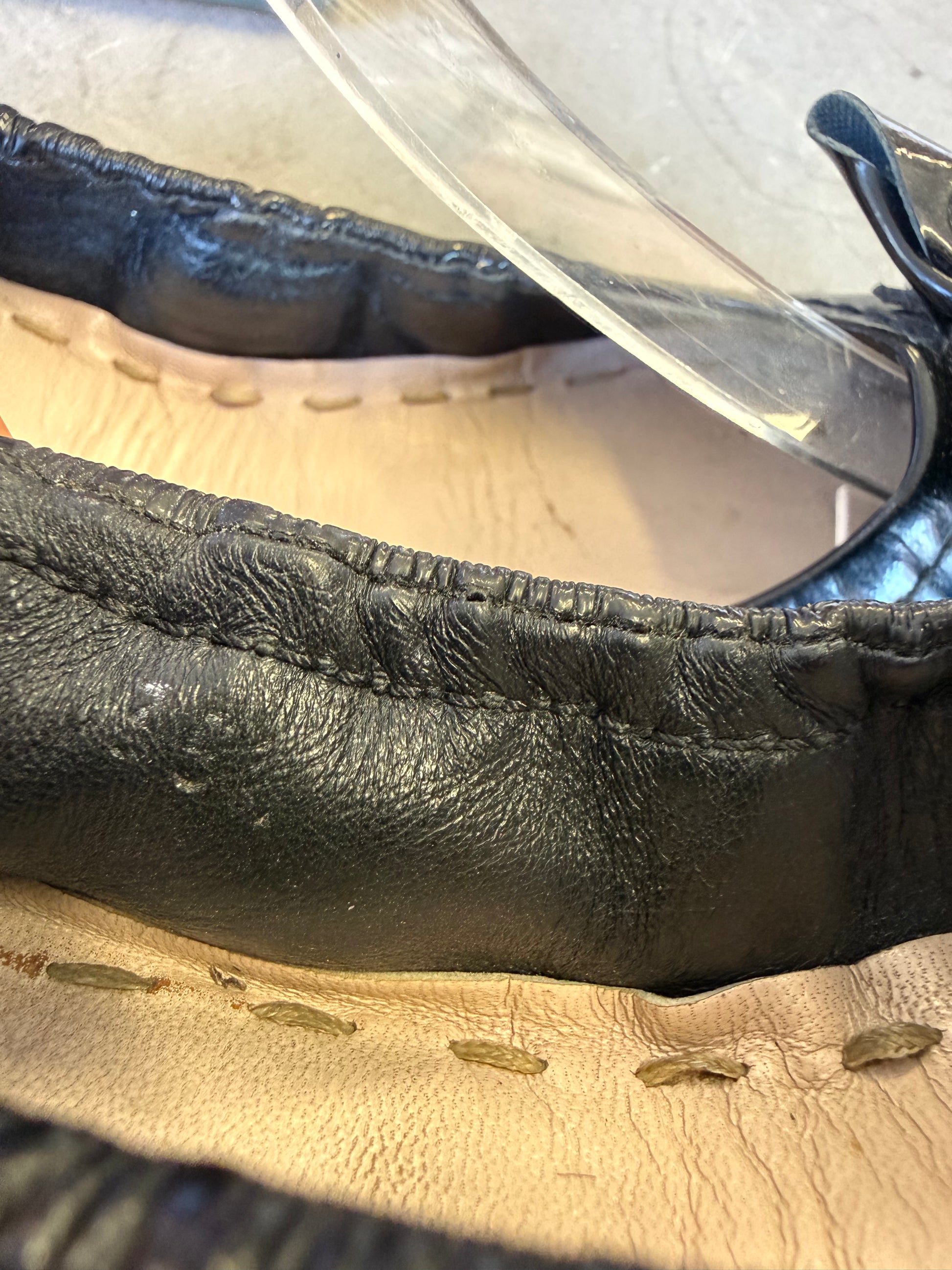 Ballerine Miu Miu pelle e cristalli 00s