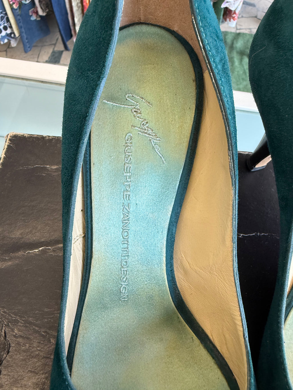 Tacchi Giuseppe Zanotti gioiello petrolio 00s