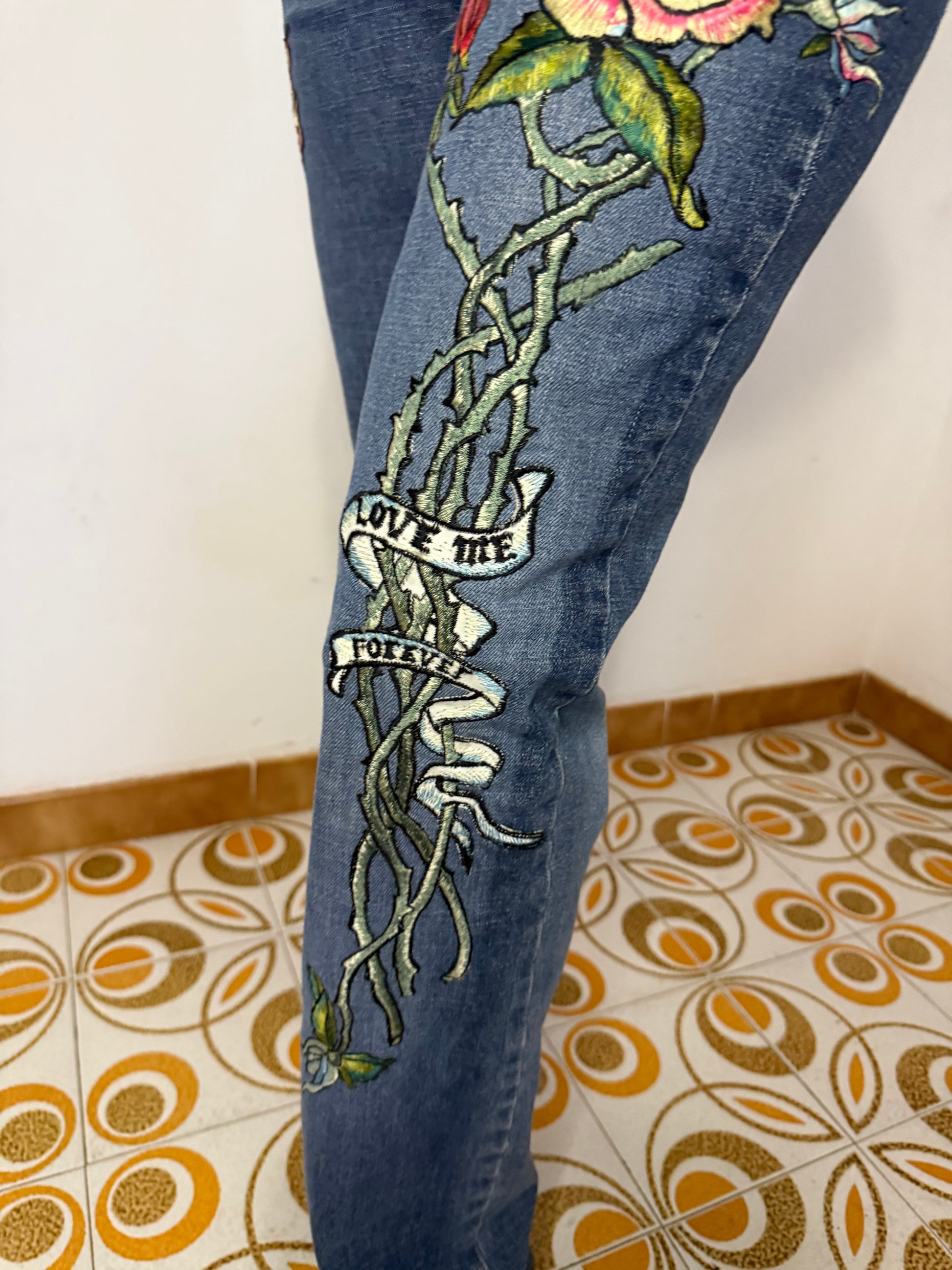 Jeans ricamati Tattoo Roberto Cavalli SS2003