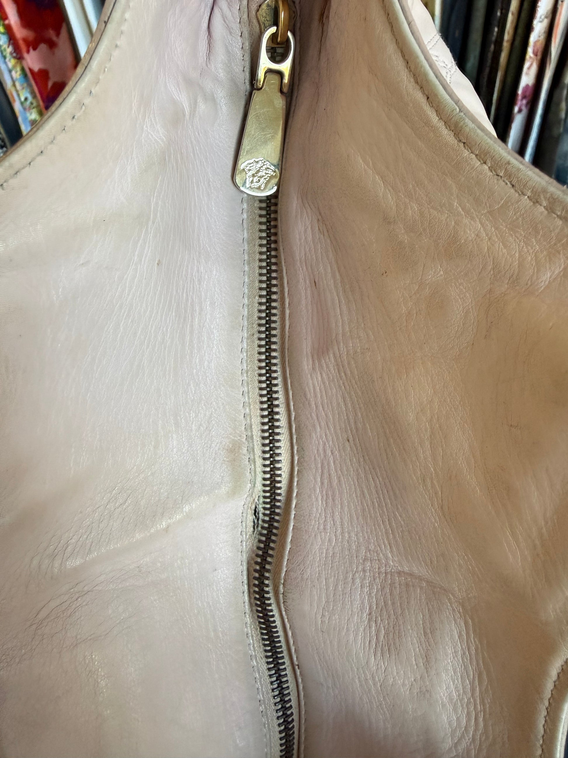 Borsa Versace barocco in nappa rosa