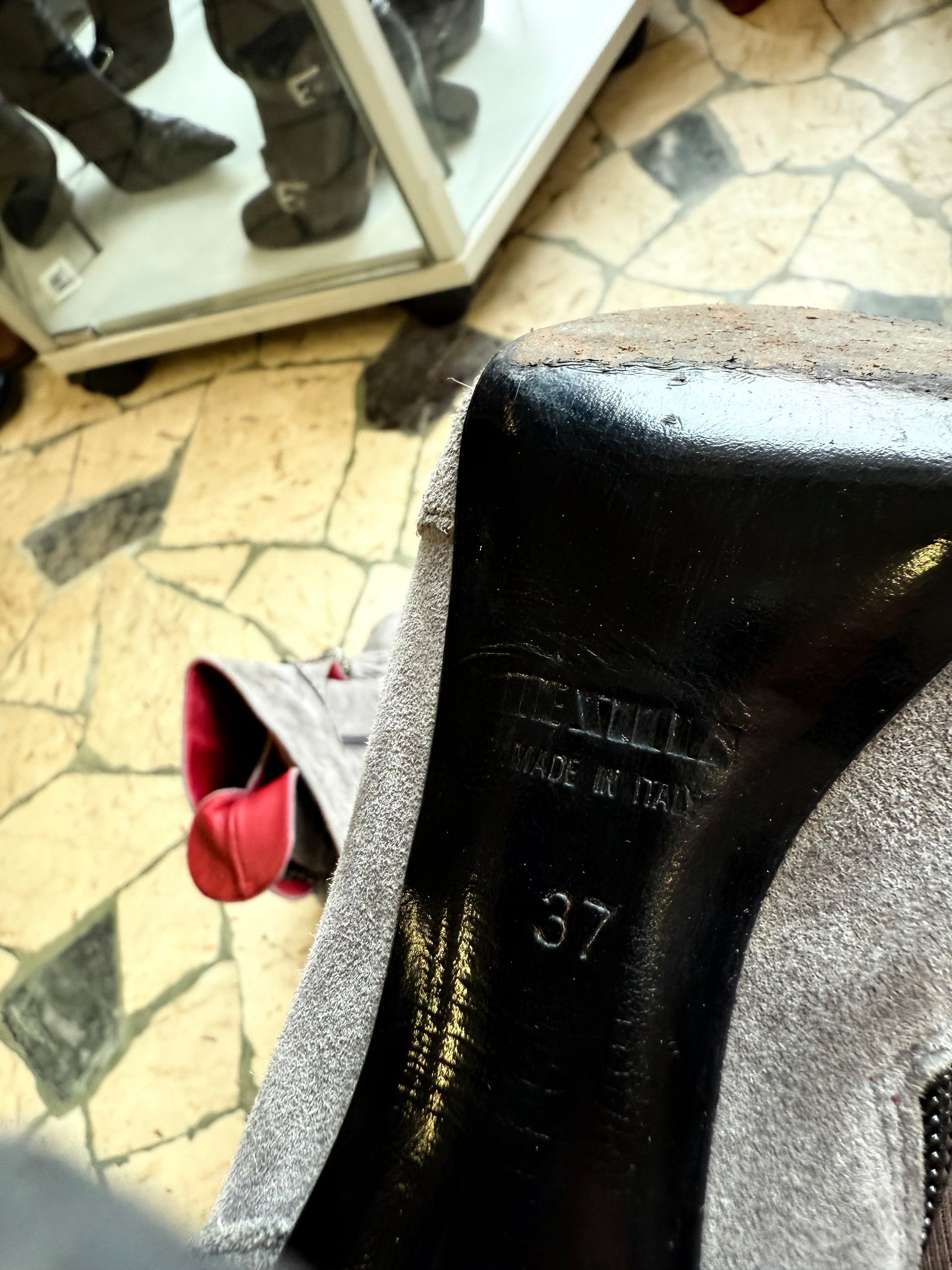 Stivaletti con tacco Le Silla con nappine