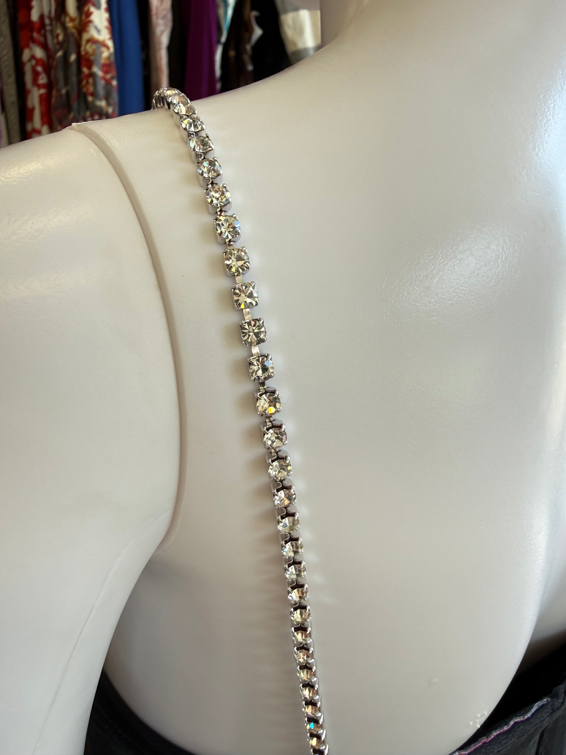 Abito Gai Mattiolo Couture 90s ricami e cristalli