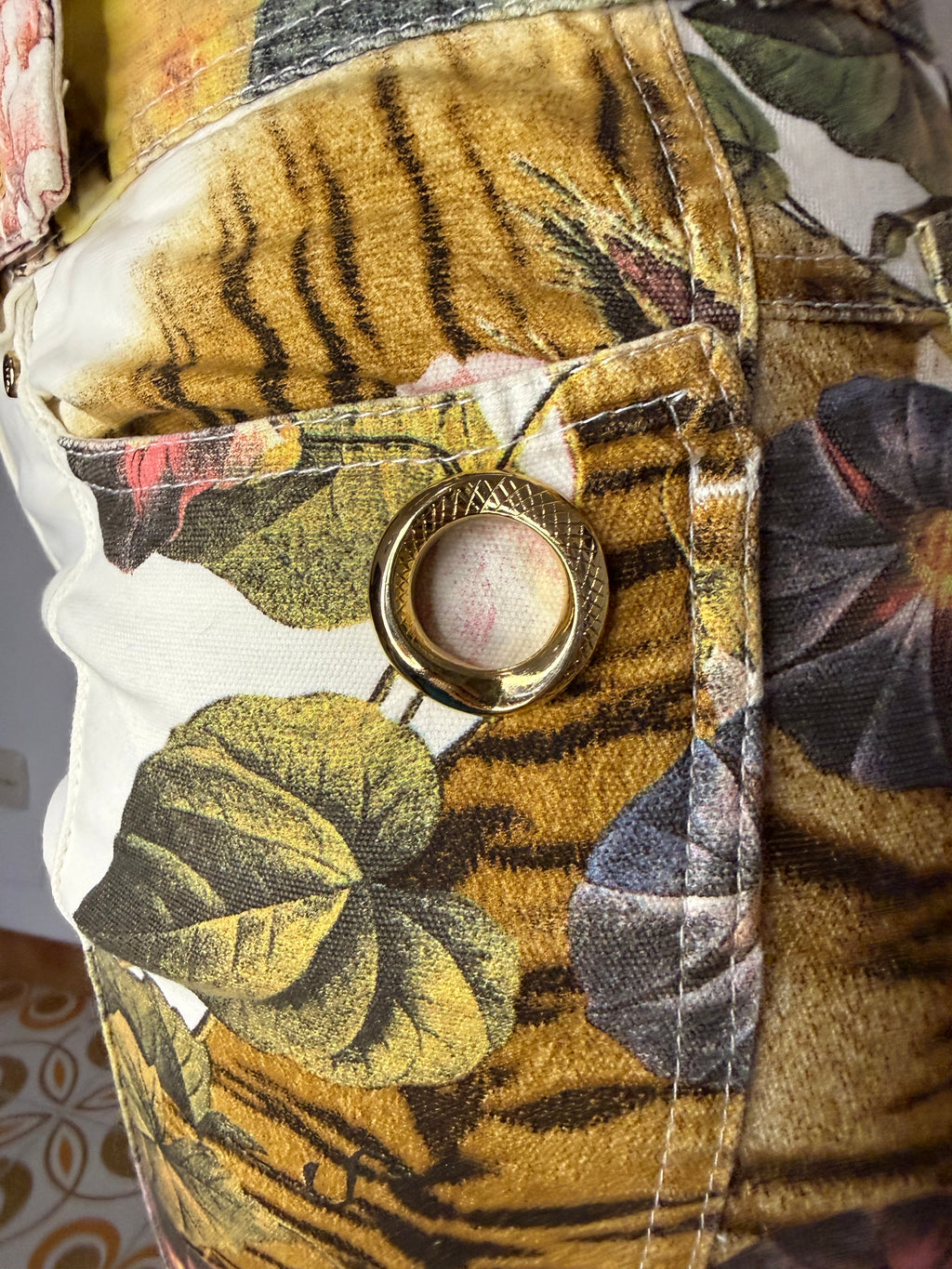 Jeans pinocchietto Roberto Cavalli SS2005 tigre e fiori