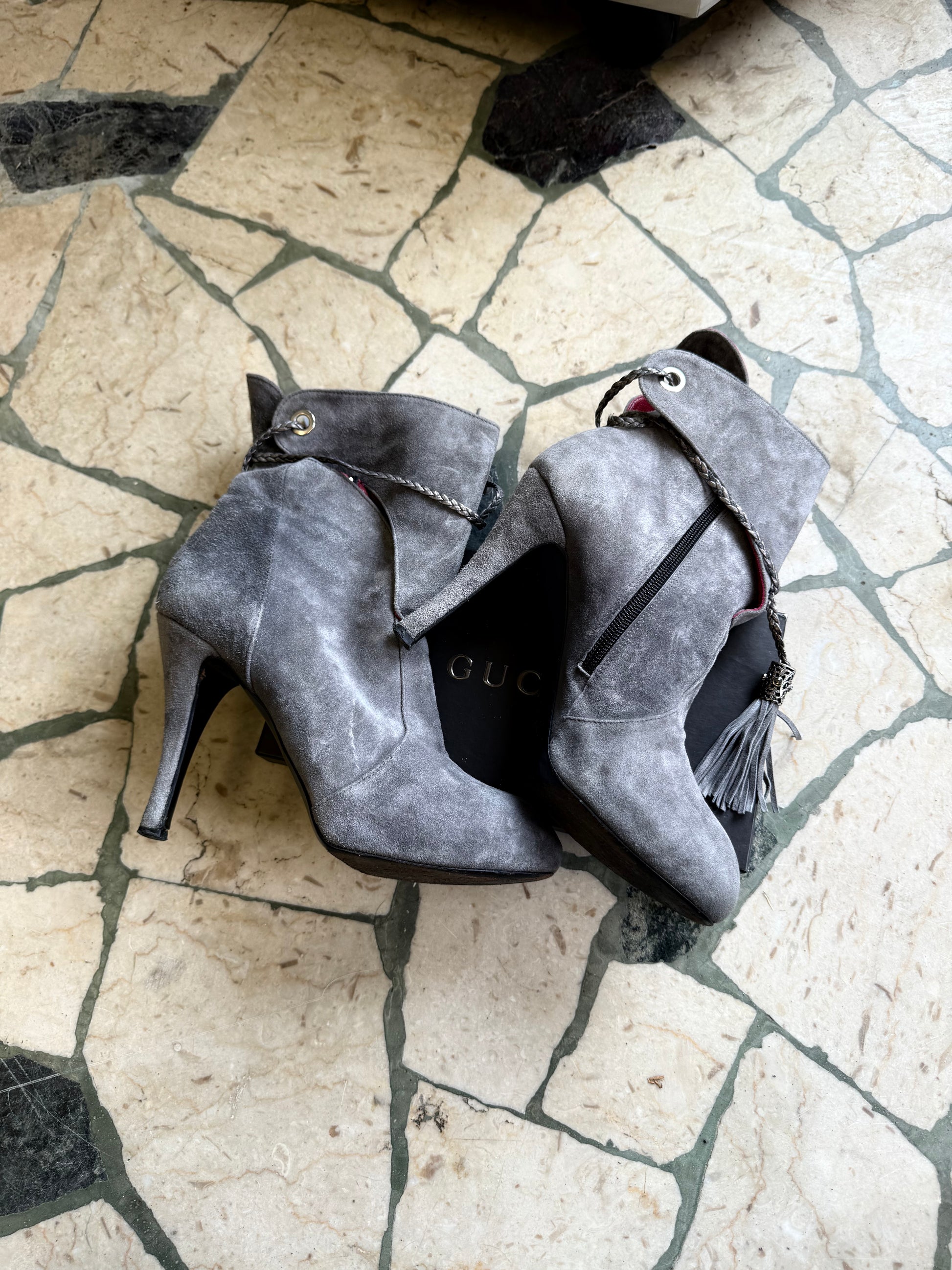 Stivaletti con tacco Le Silla con nappine