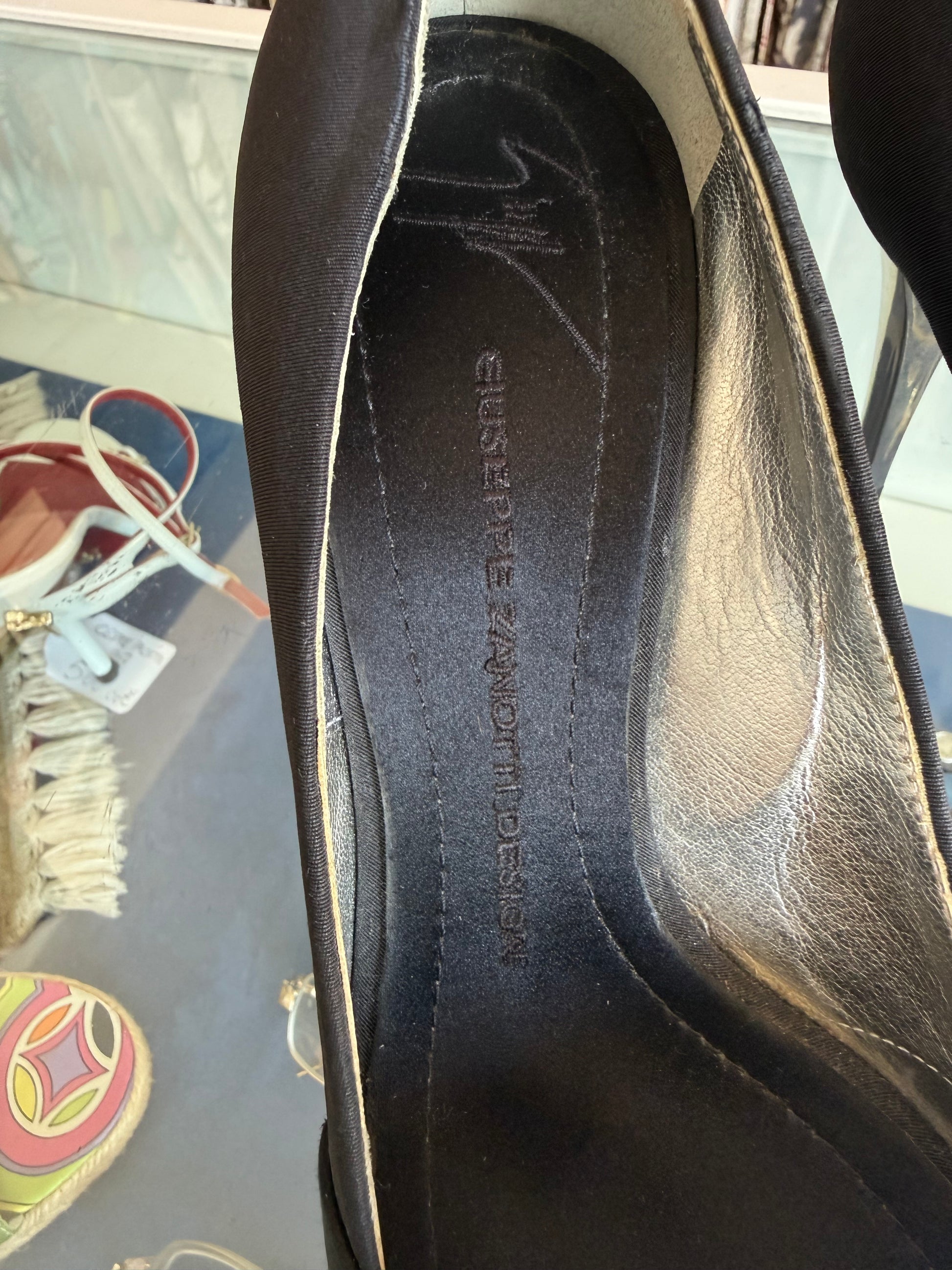 Tacchi Giuseppe Zanotti seta e pietre 00s nuovi