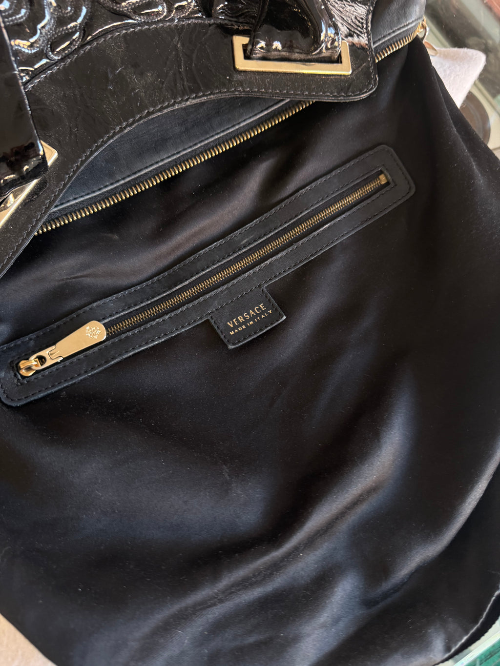 Borsa Versace bracco vernice nera