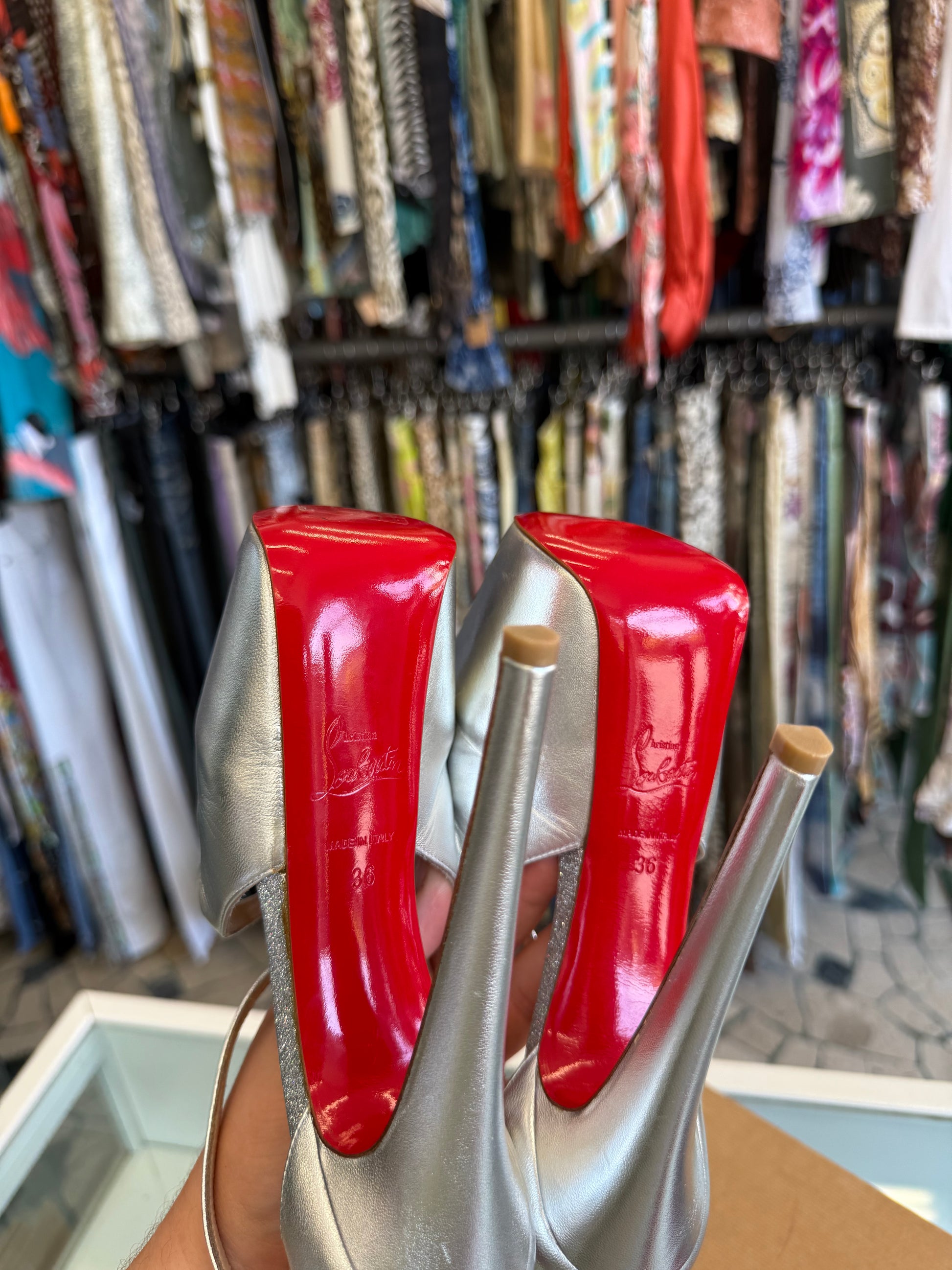 Sandali Christian Louboutin Exagona 16 nuovi