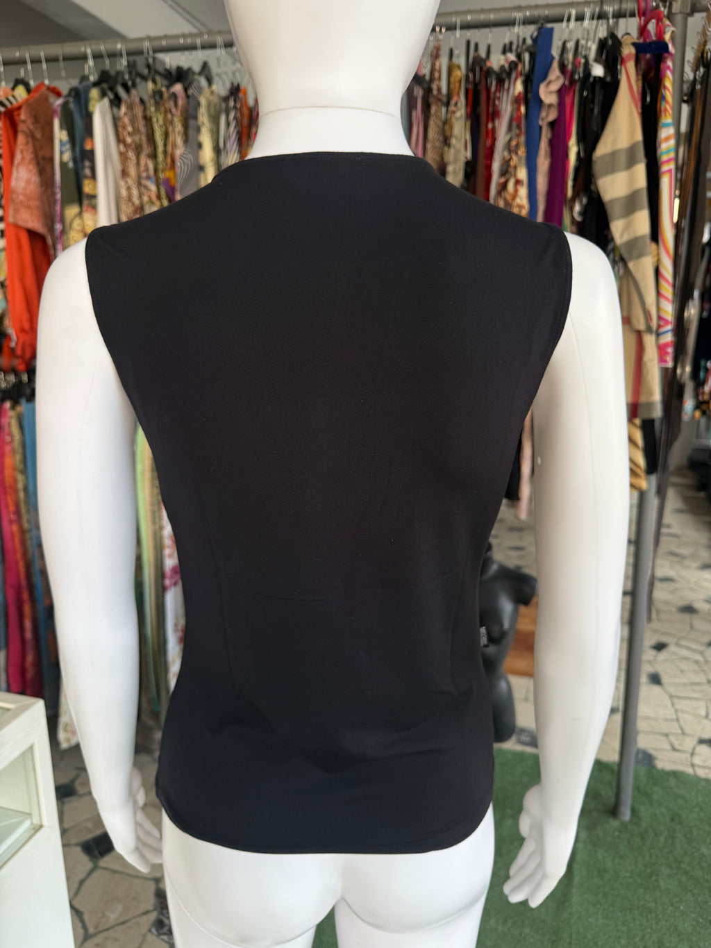 Top Moschino pianeti 90s