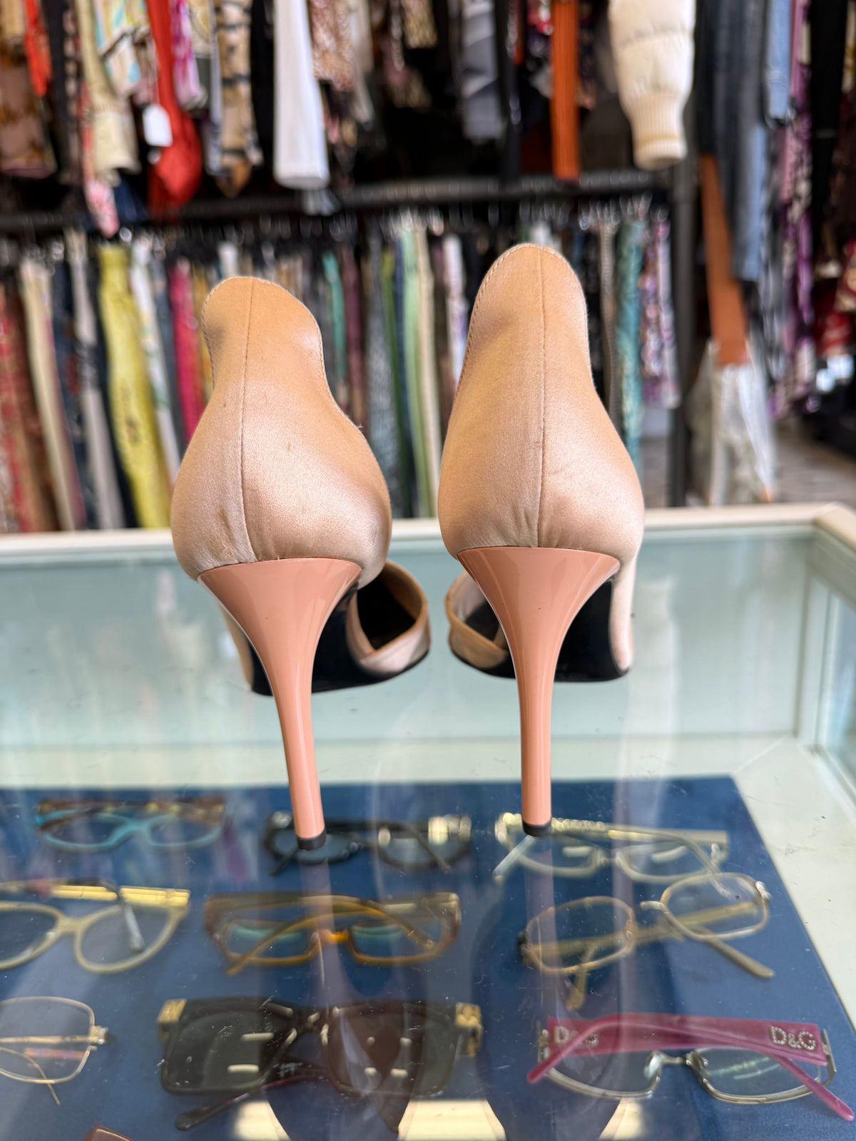 Tacchi Giuseppe Zanotti raso di sera nude con gioiello 90s