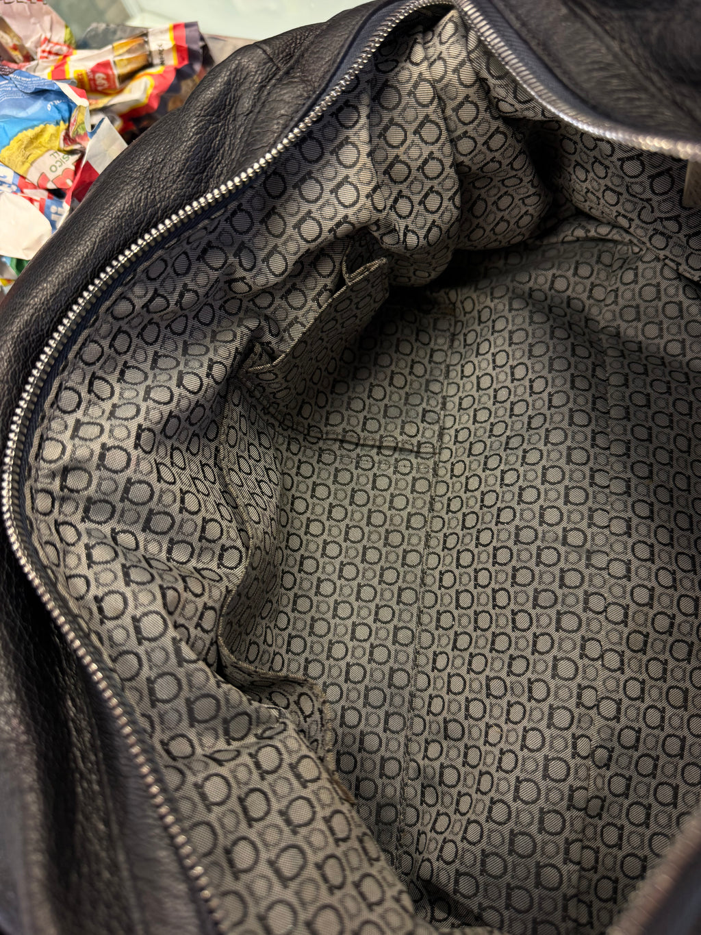 Borsa Salvatore Ferragamo a spalla 2000s