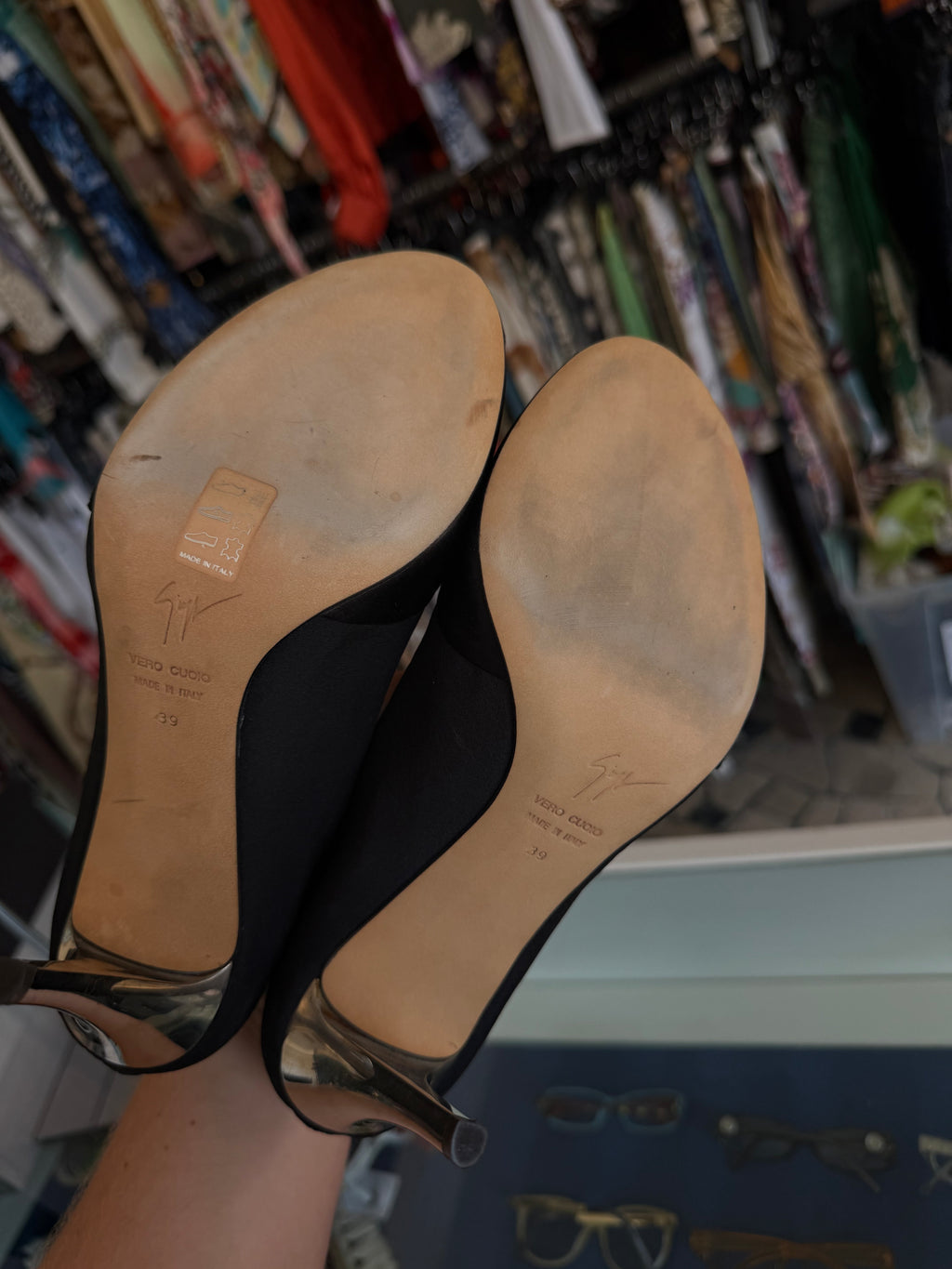 Tacchi Giuseppe Zanotti seta e pietre 00s nuovi