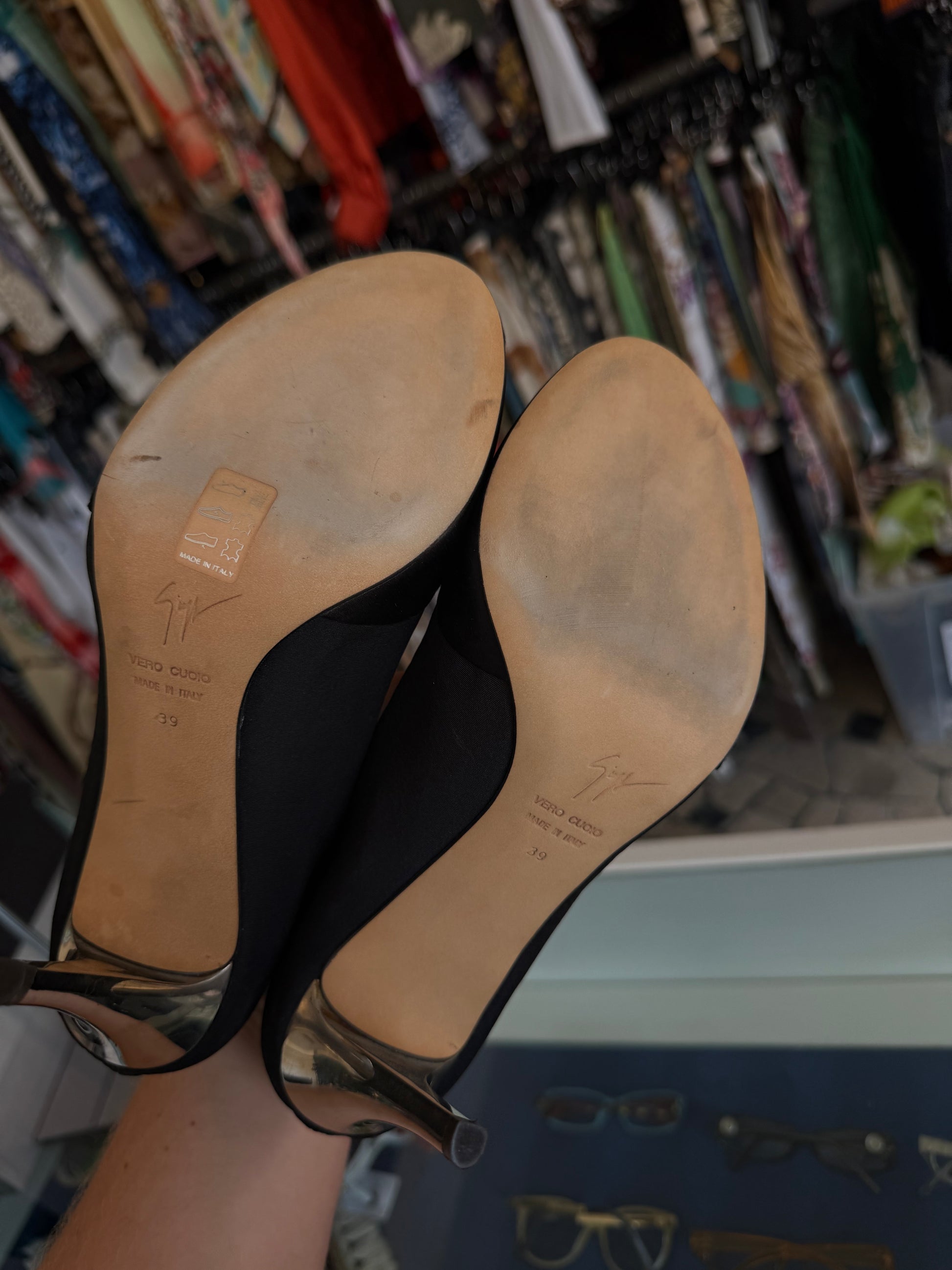 Tacchi Giuseppe Zanotti seta e pietre 00s nuovi