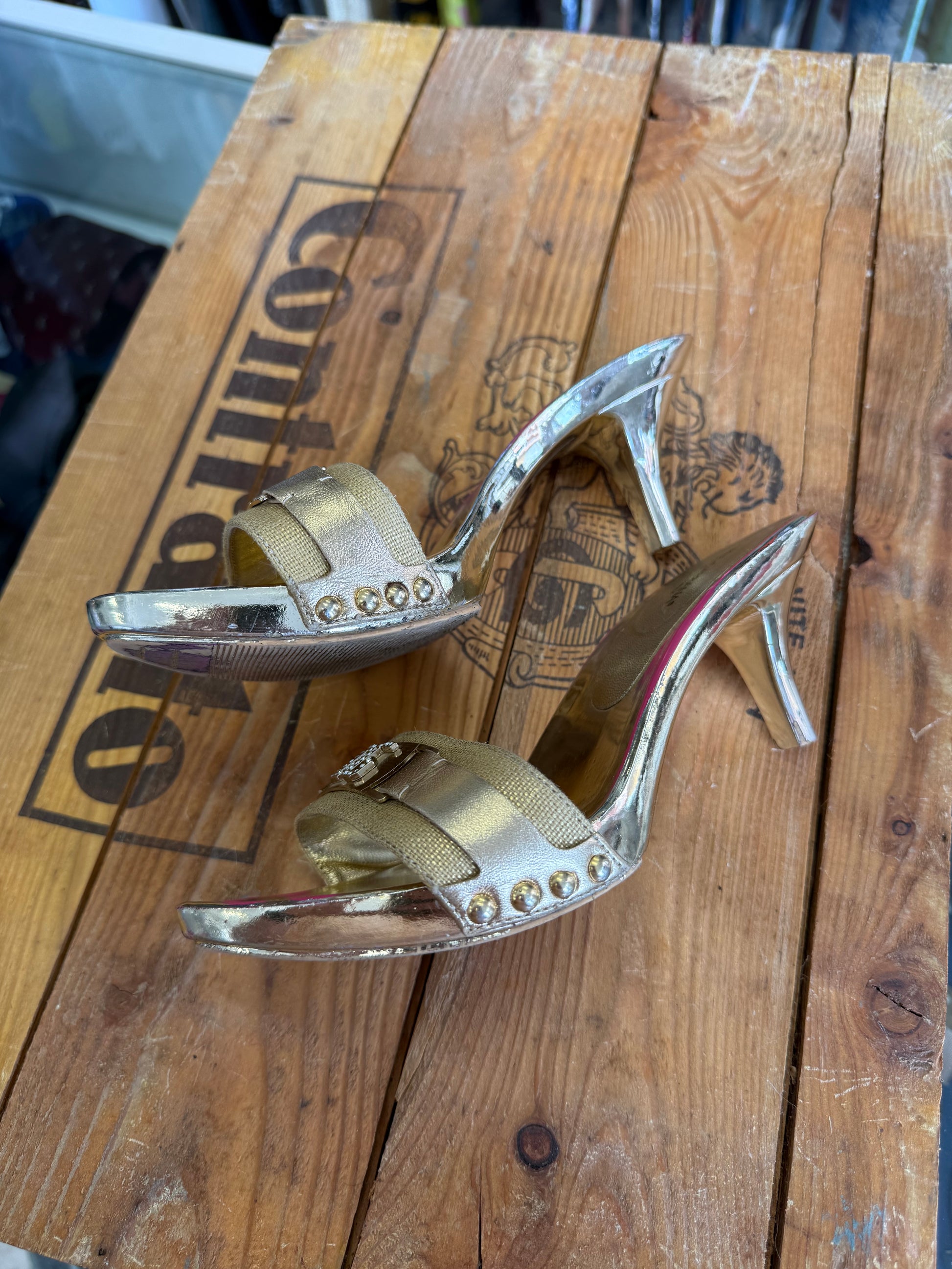 Sandali kitten heels Dolce & Gabbana oro 2000s