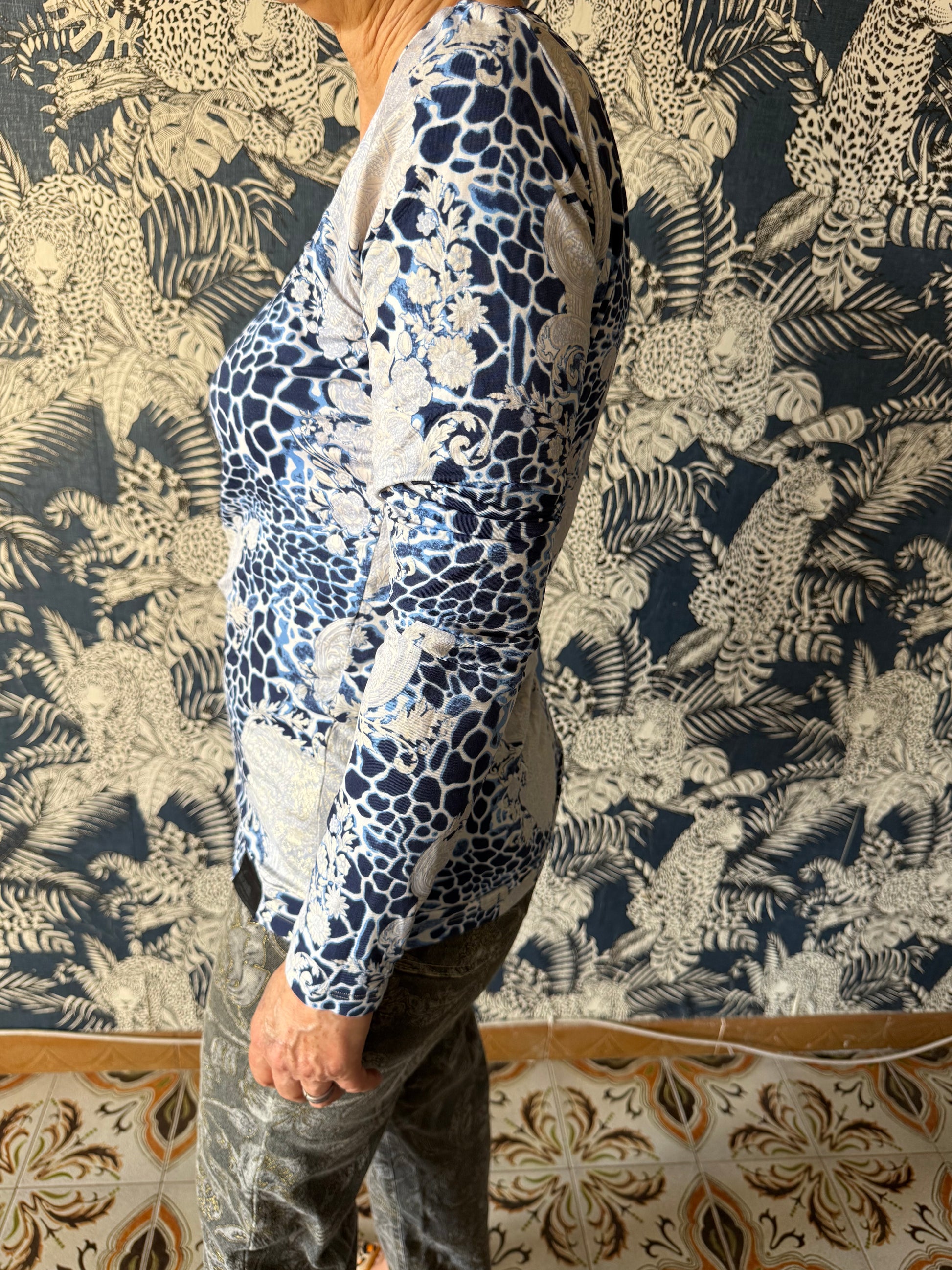 Top leopardo blu e barocco Roberto Cavalli Just