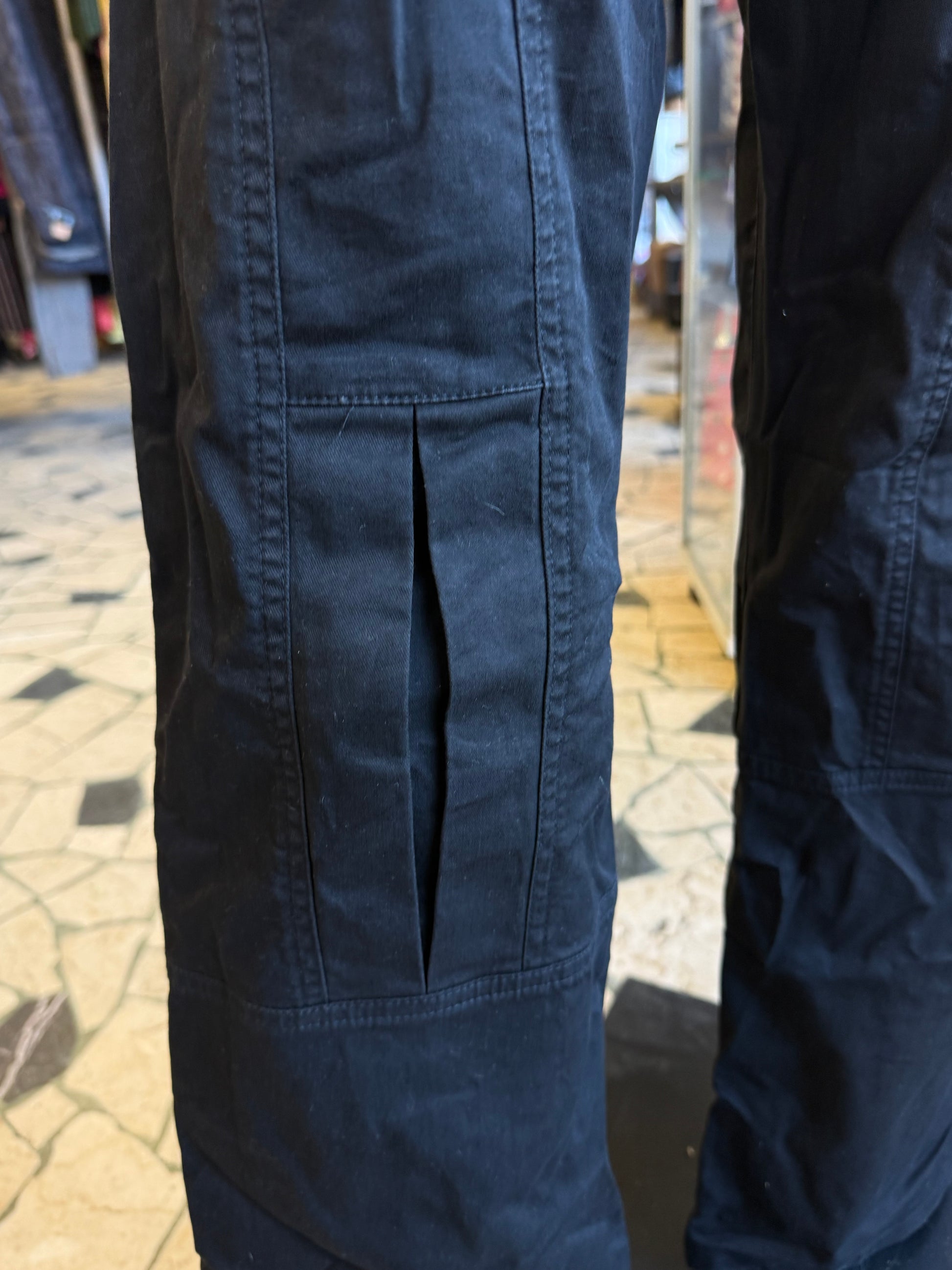 Pantalone Versace bondage gioiello anni 2000”