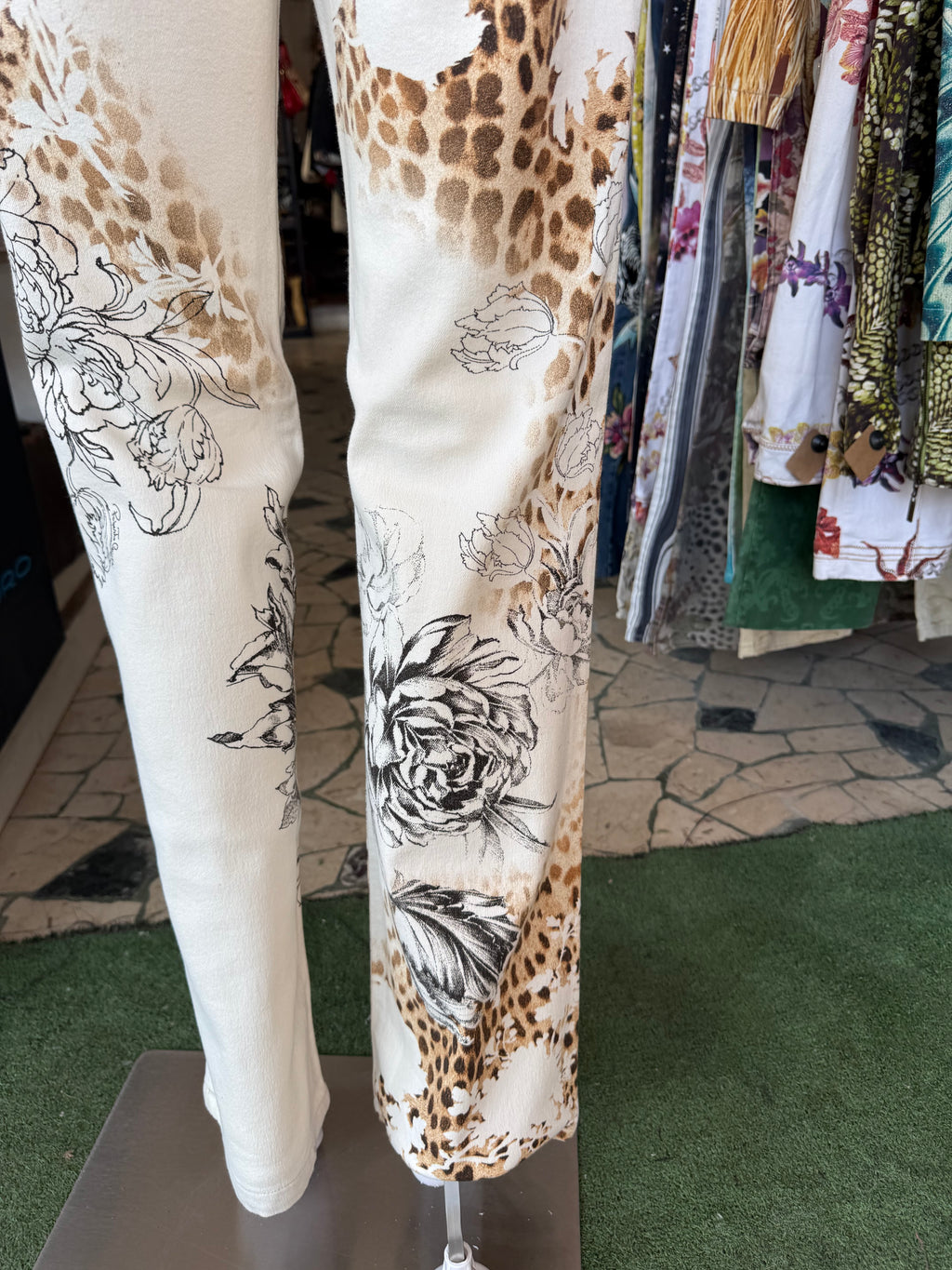 Jeans Roberto Cavalli SS2002 Leopardo e rose