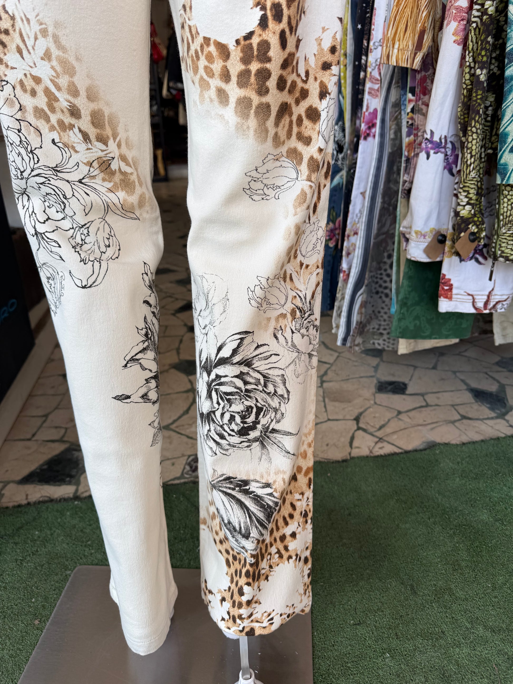 Jeans Roberto Cavalli SS2002 Leopardo e rose