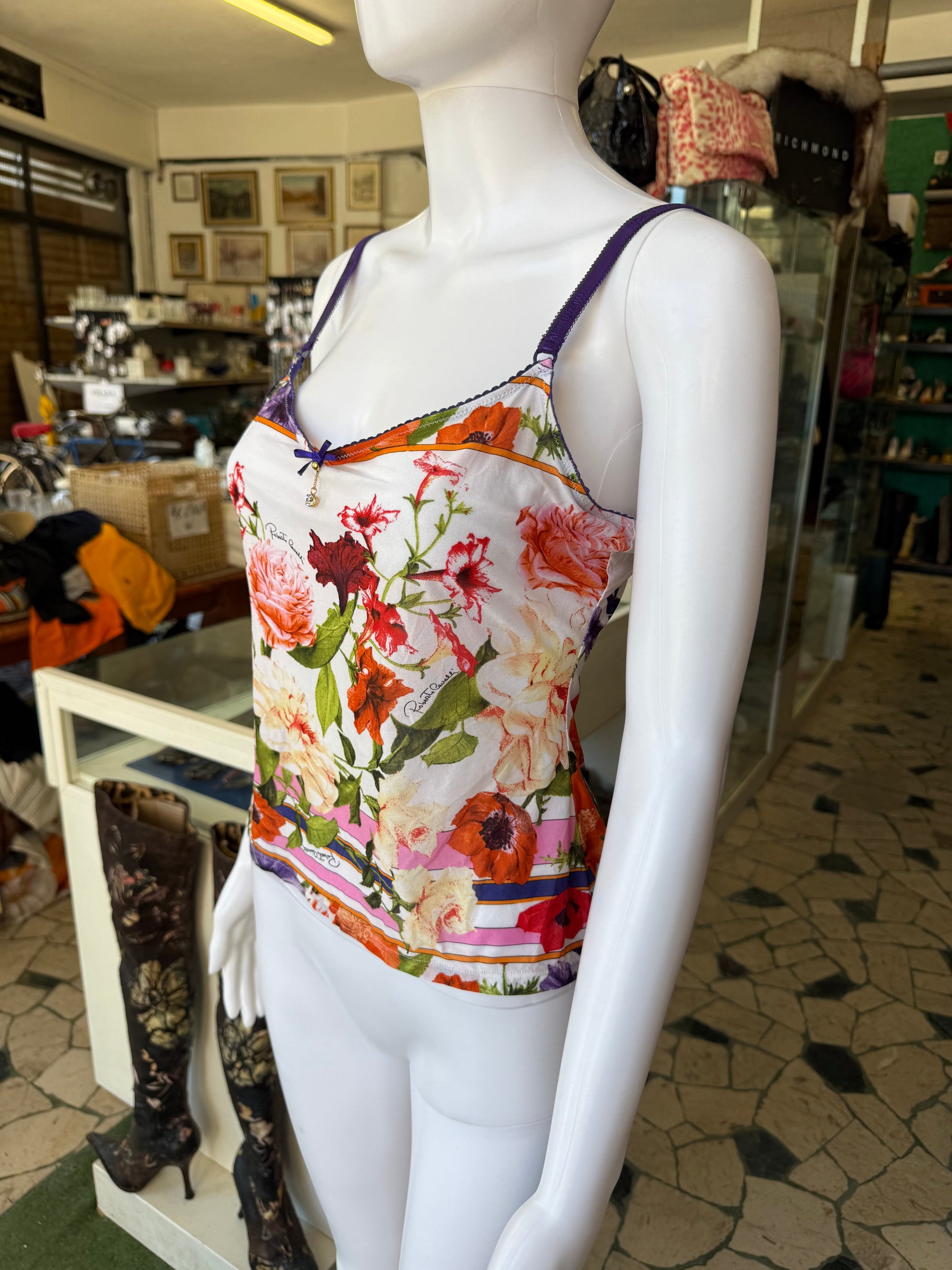 Top Roberto Cavalli SS2005 fiori e geometrie.