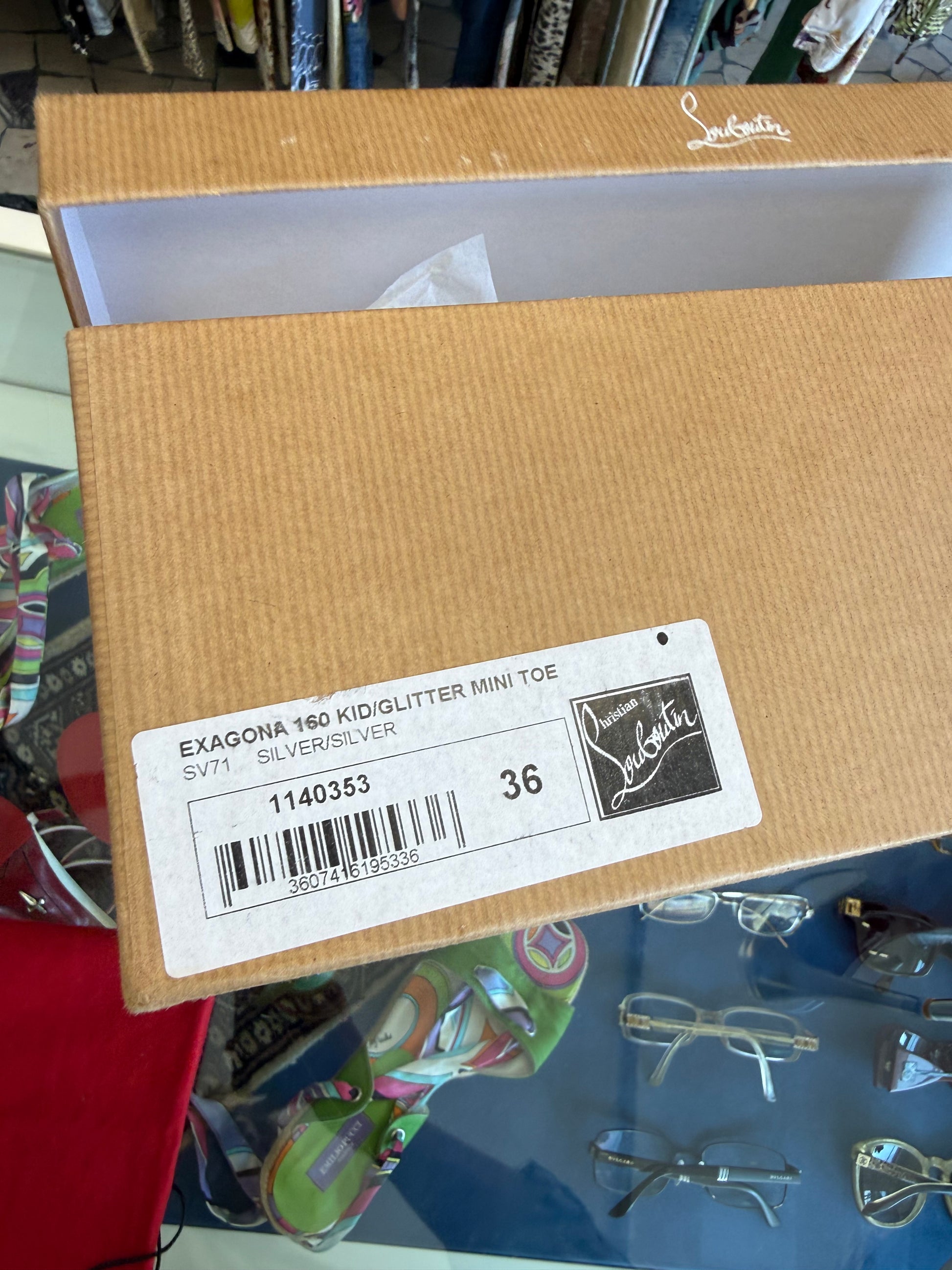 Sandali Christian Louboutin Exagona 16 nuovi