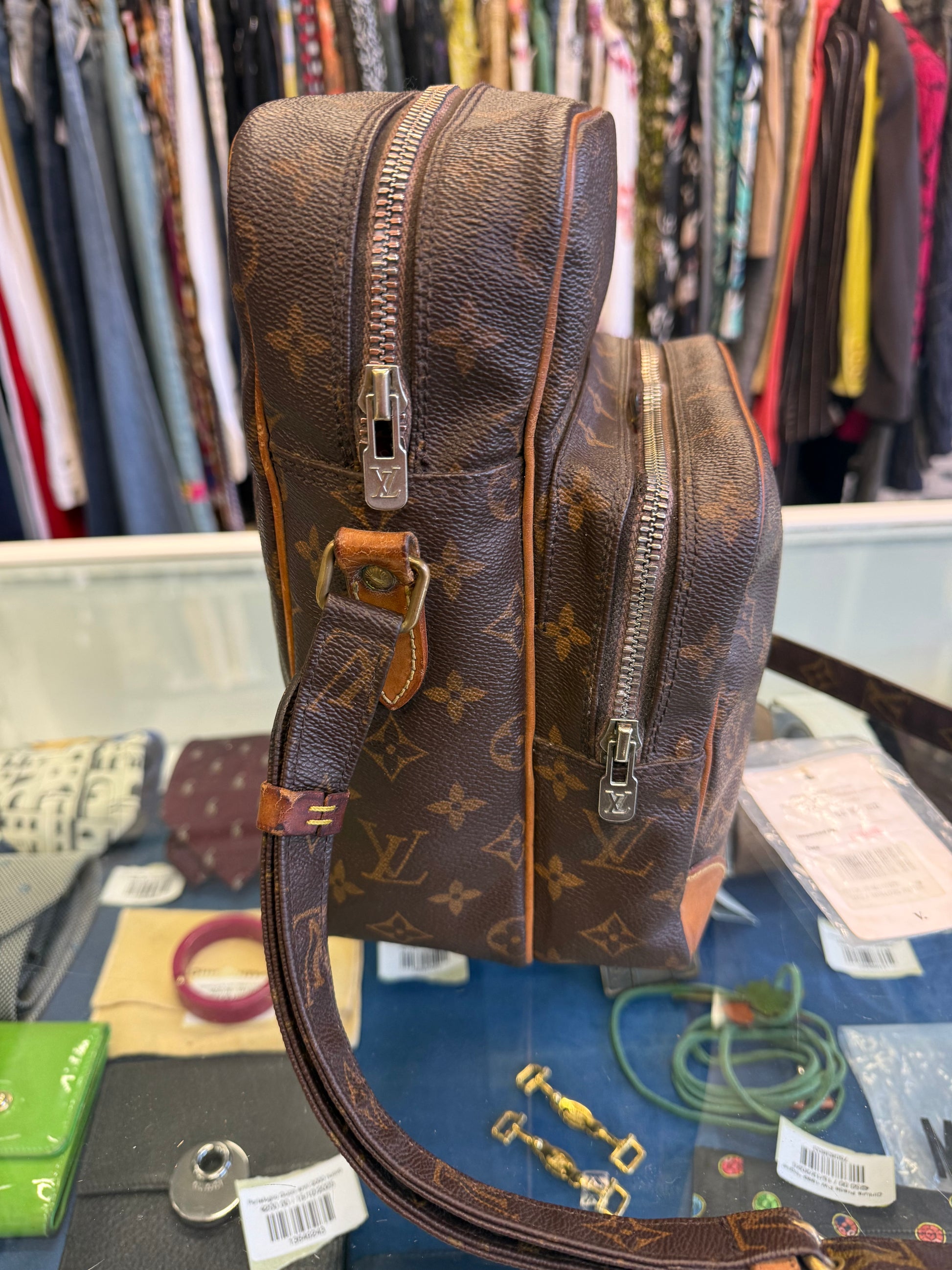 Borsa tracolla Louis Vuitton Amazon grande
