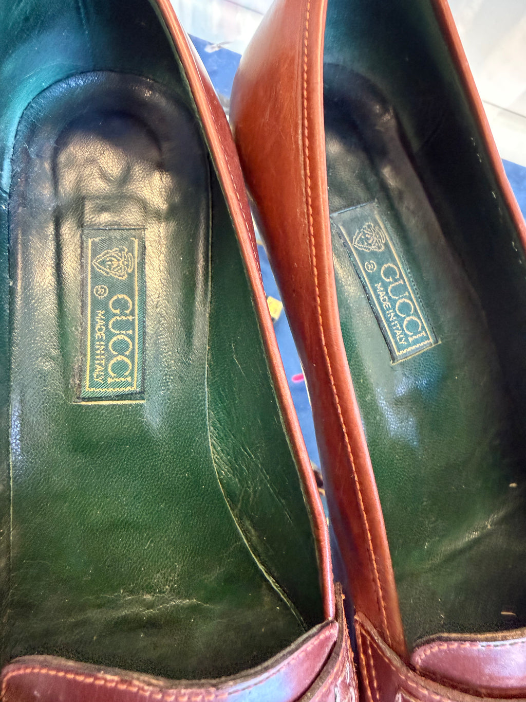 Tacchi Gucci logo GG anni 80