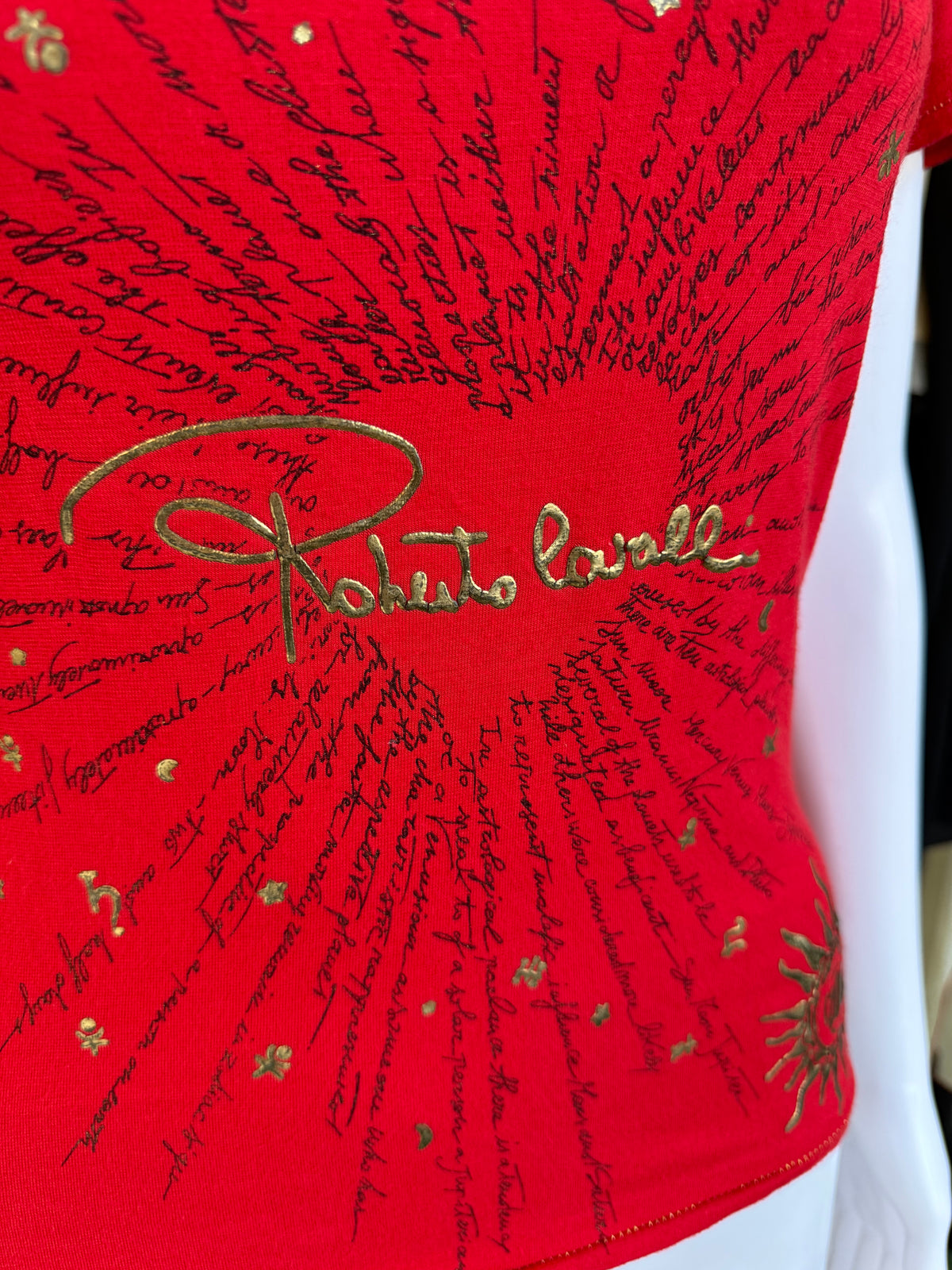 Top Roberto Cavalli 2004 rosso con dettagli oro