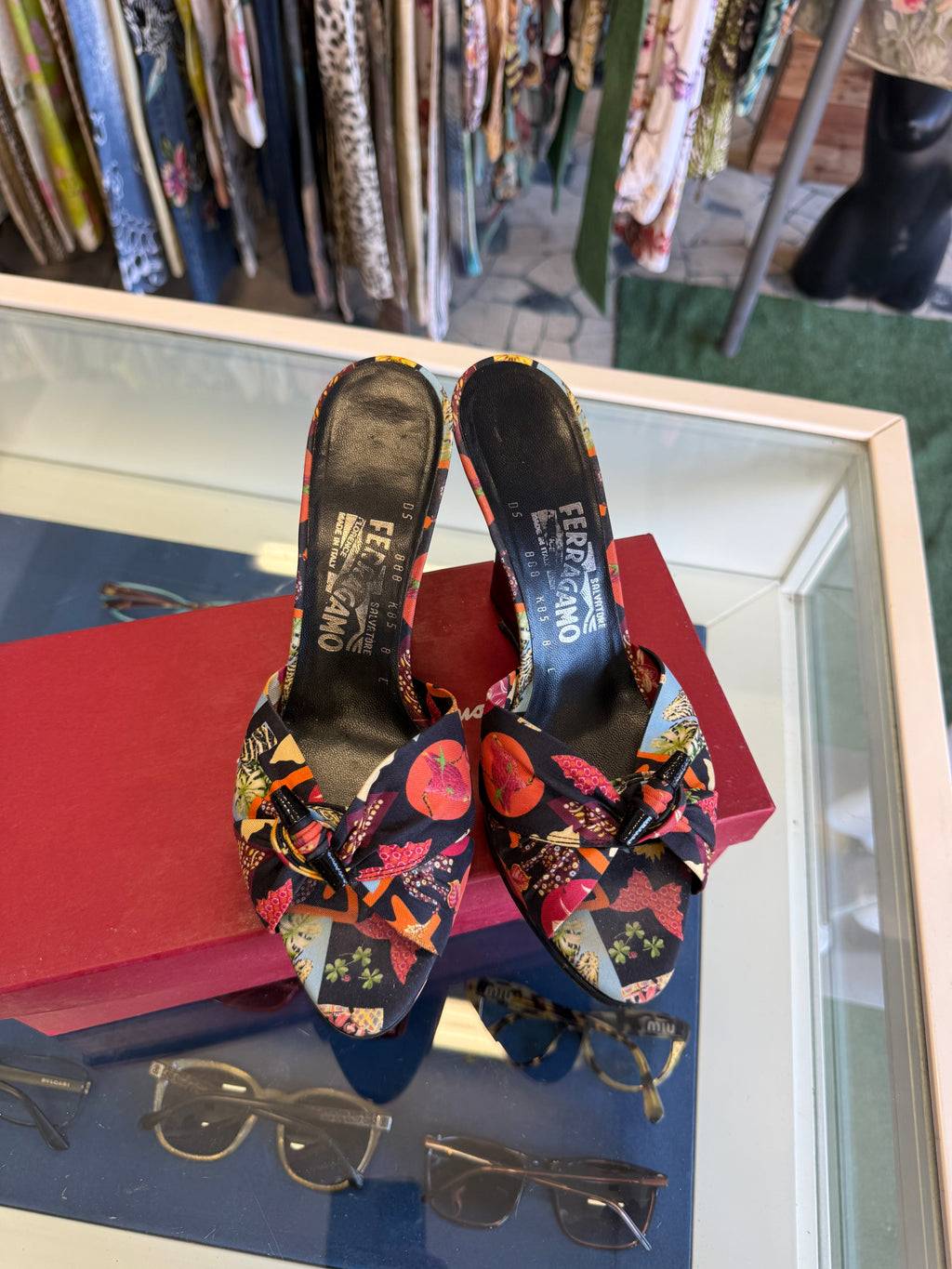 Sandalo zeppa Salvatore Ferragamo animali 00s