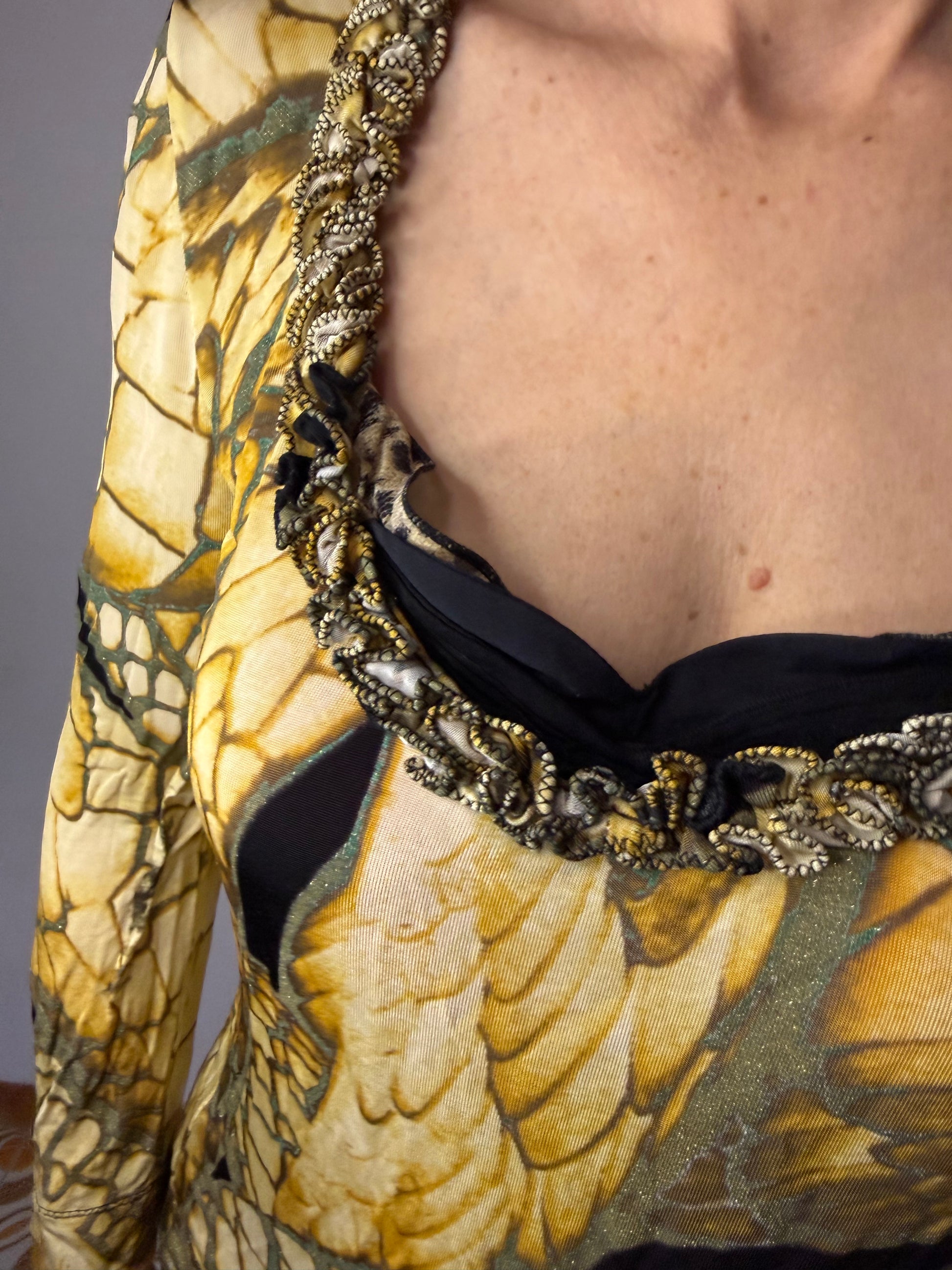 Top squame cocco giallo Roberto Cavalli Just 2000”